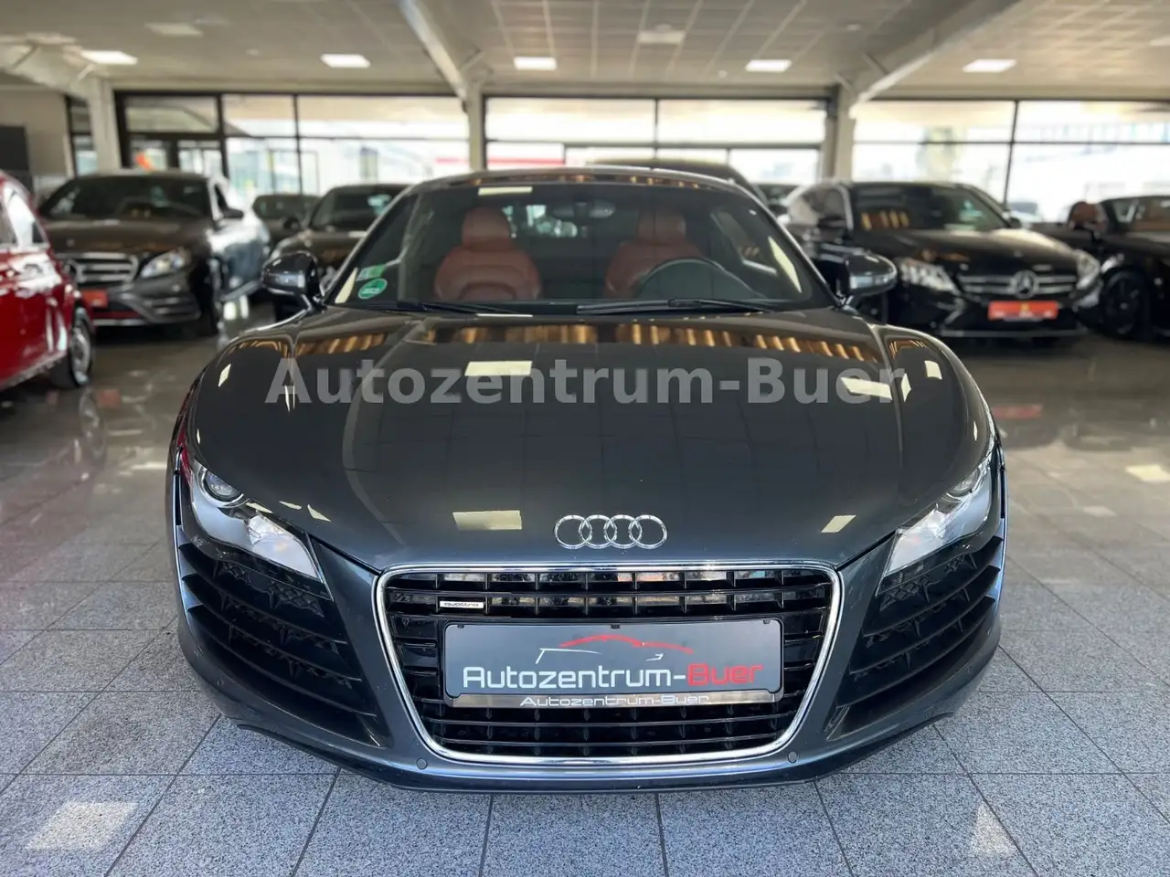 Audi R8