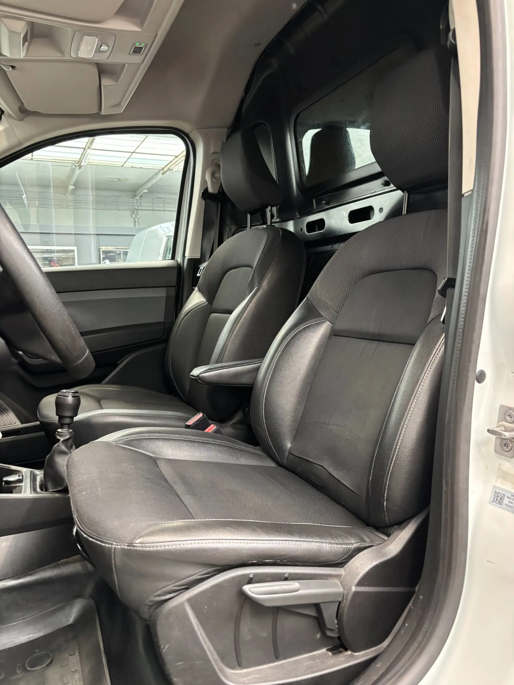 Renault Express 1.5 dCi 75 Comfort + Navi/Airco/Cruise Control — photo 15