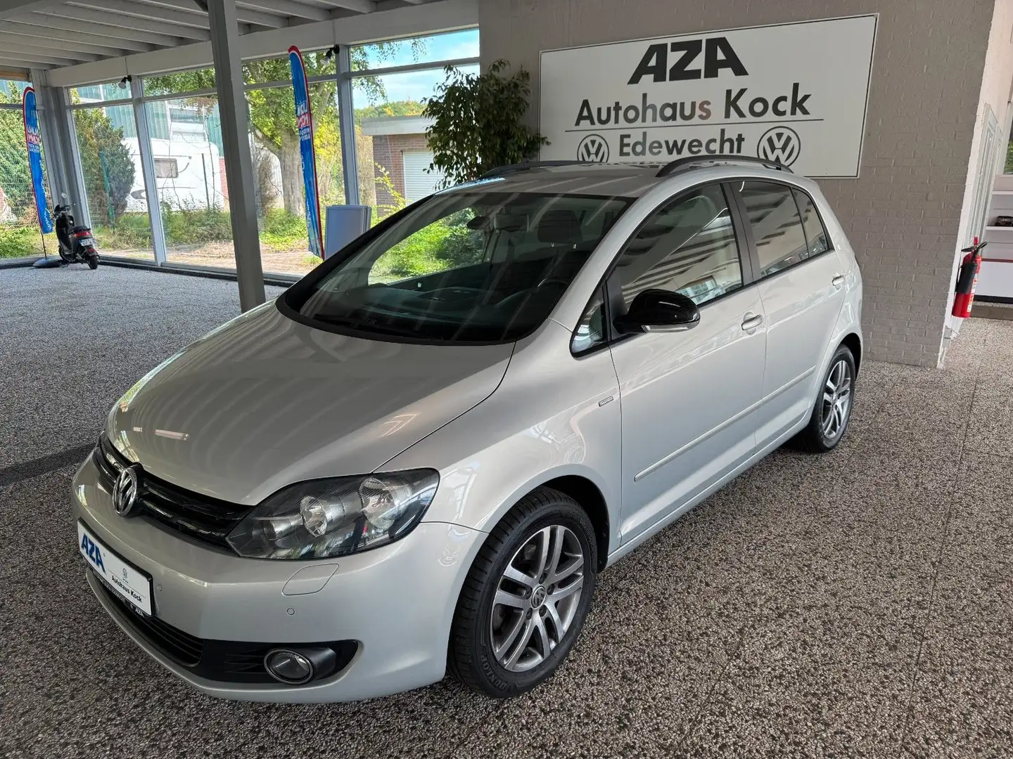 Volkswagen Golf Plus Match 1.2 TSI*STANDHEIZUNG*AHK*SITZHZG Or - 1