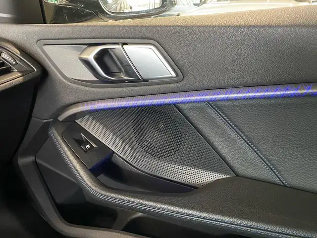 BMW 2 Series view 13