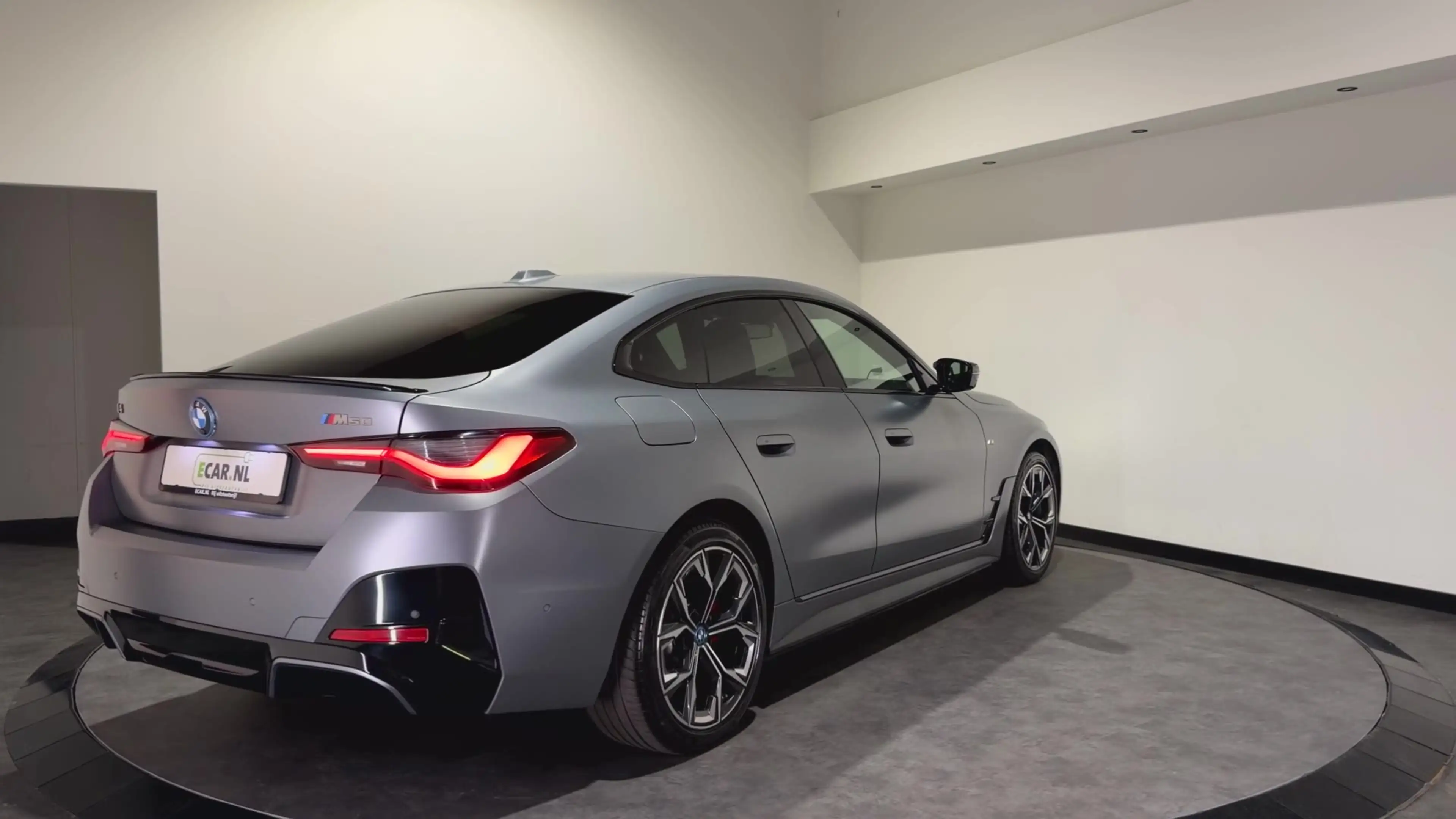 BMW i4 M50 84 kWh M Sport Pro | SOH 97,6% | el. Schuif/ka — photo 3