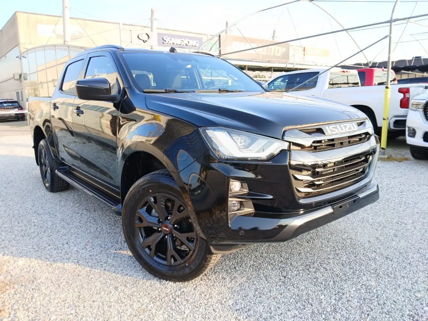 Isuzu D-Max N60 1.9 Crew Cab FF 4X4 M/T N1 - 5 anni garanzia Nero - 1