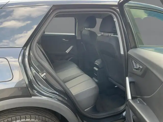Audi Q2 view 13
