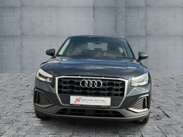 Audi Q2 view 3