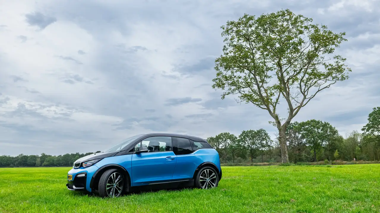 BMW i3