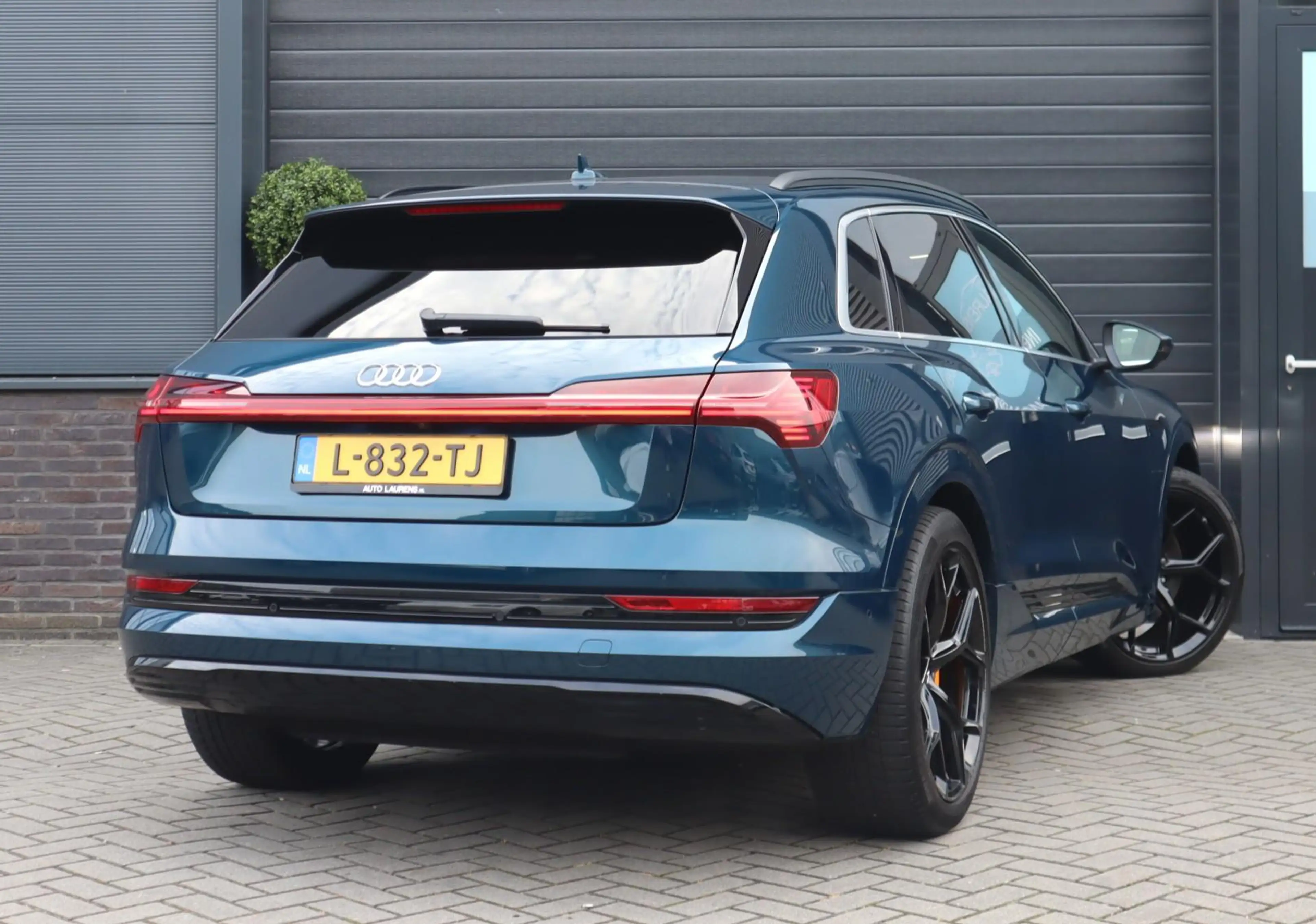 Audi e-tron 55 quattro advanced Pro Line Plus 95 kWh SOH 91% | — photo 32