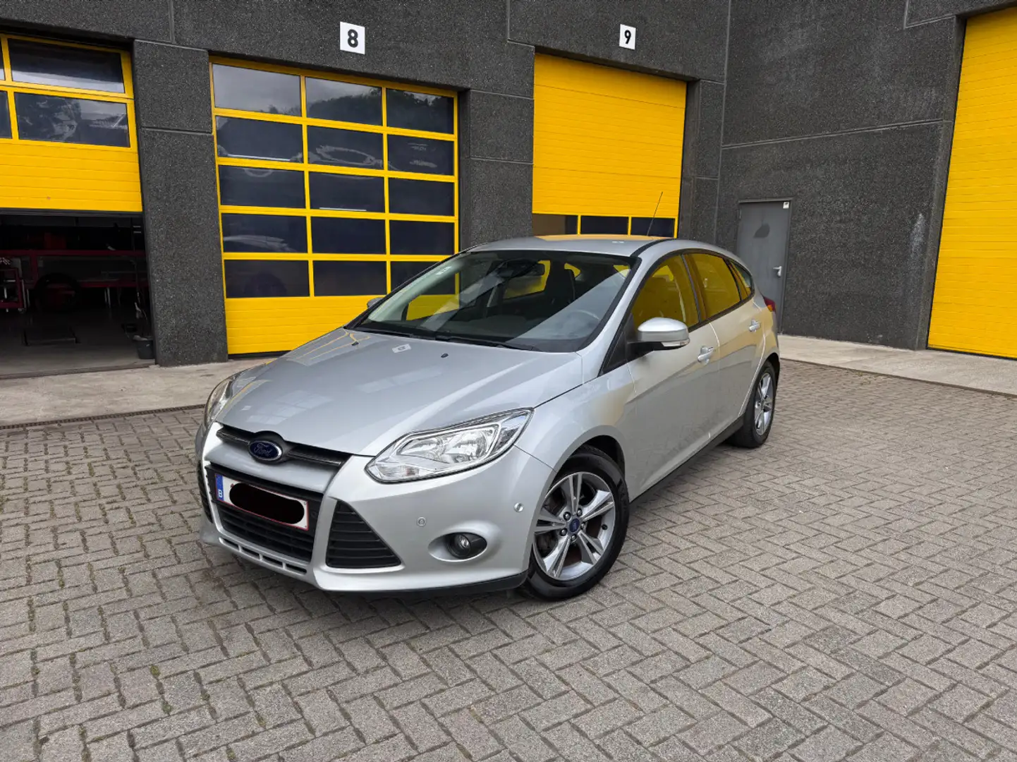 Ford Focus 91.000KM! met keuring Срібний - 1