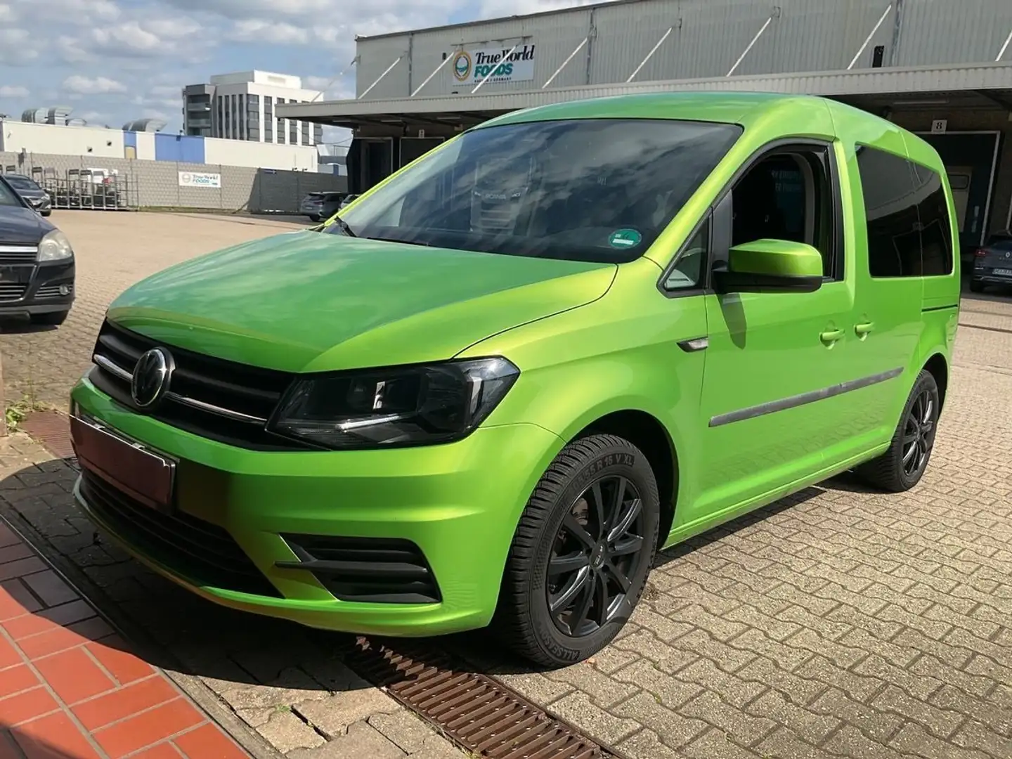 Volkswagen Caddy Caddy 1.2 TSI (5-Si.) Trendline Green - 1