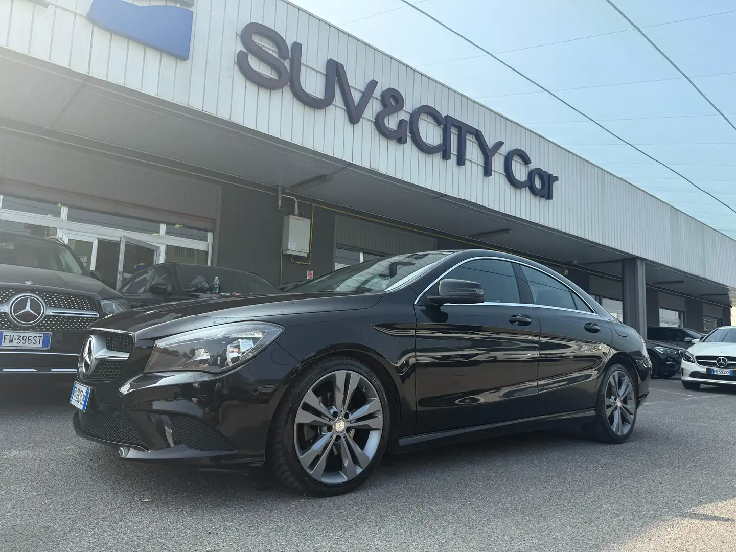 Mercedes-Benz CLA 180 CLA 180 d (cdi) EURO 6 Noir - 1