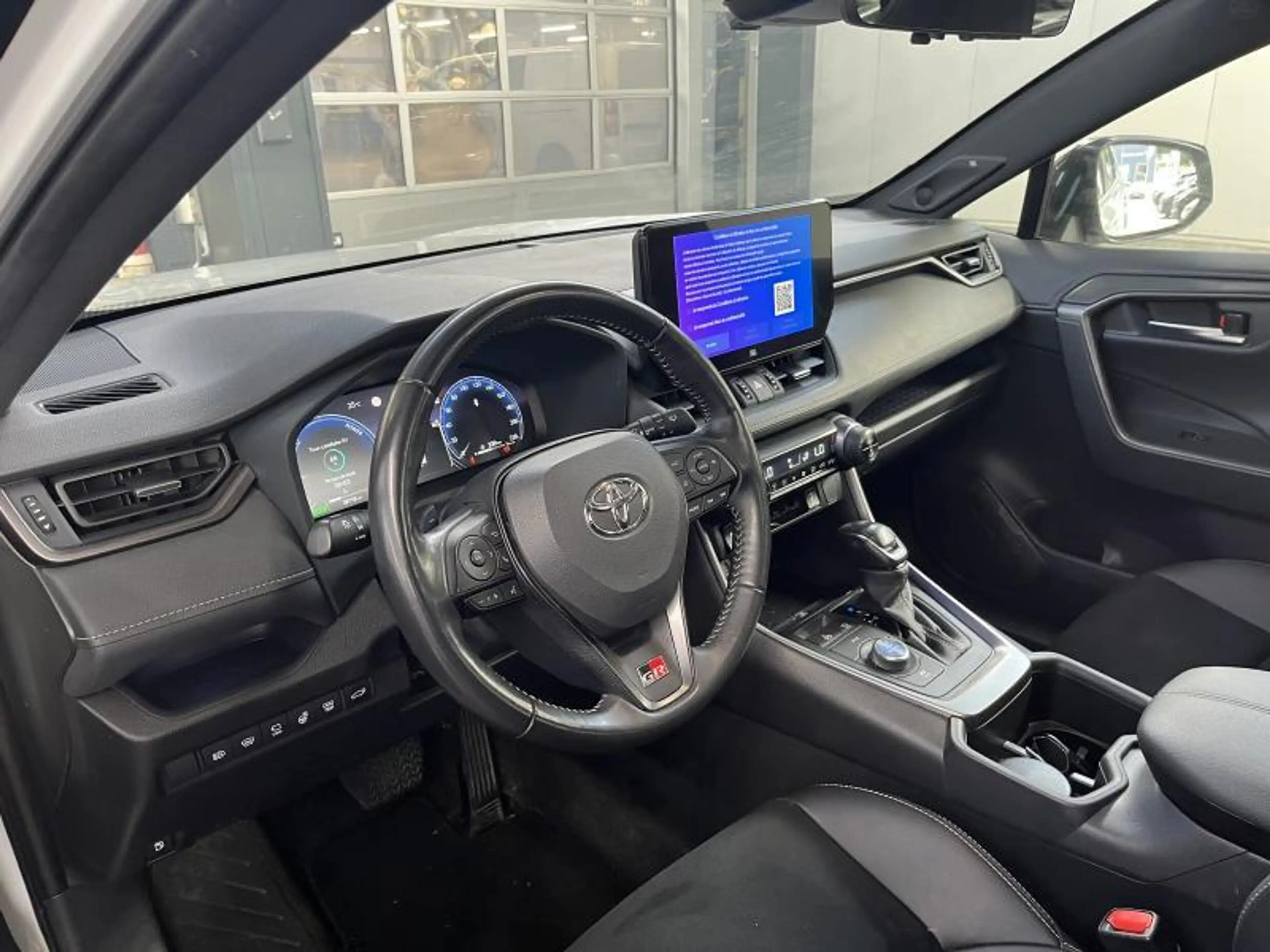 Toyota RAV 4 GR-SPORT 2.5 HSD AWD — photo 9
