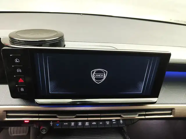 Lancia Ypsilon view 15