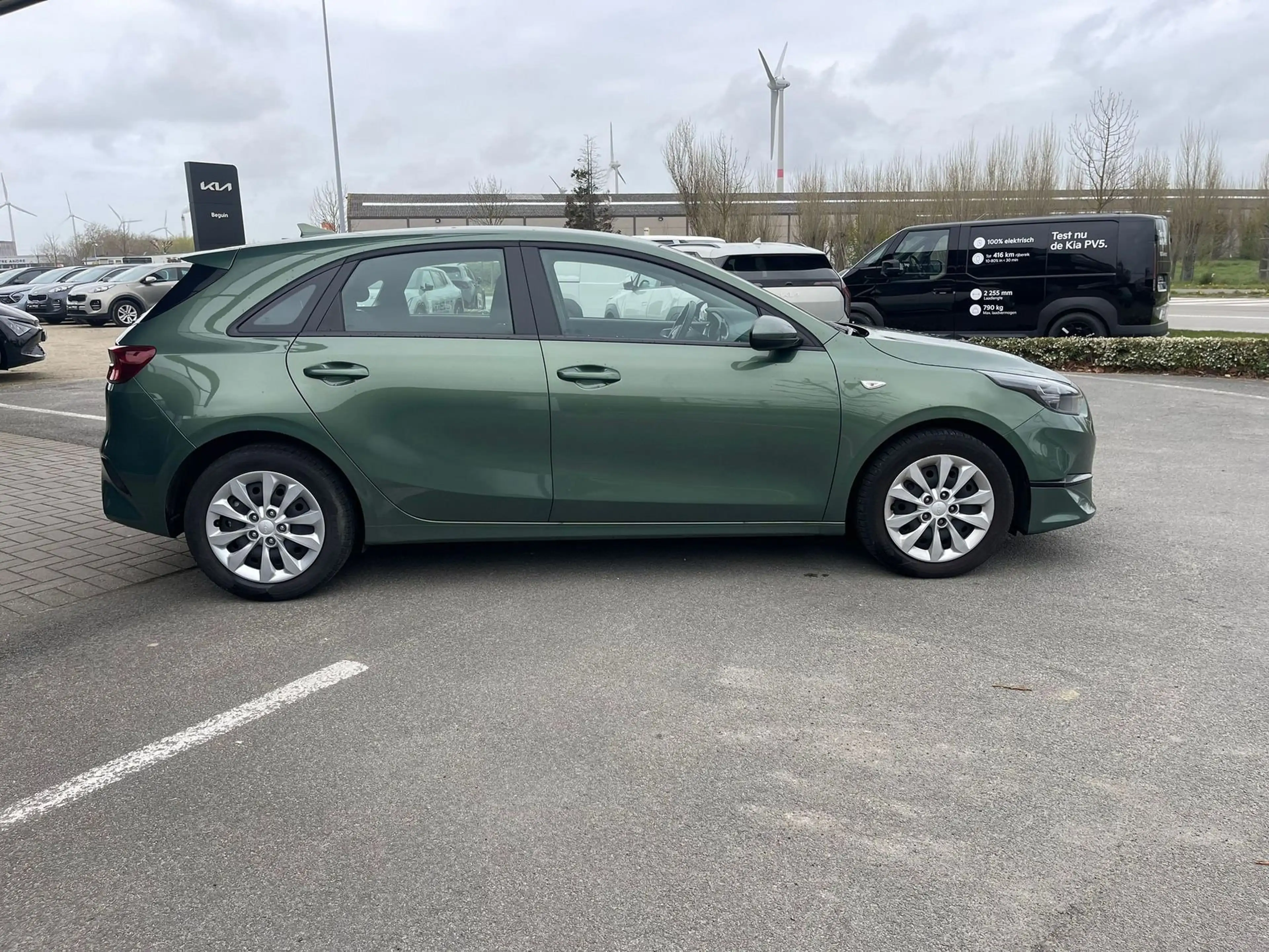 Kia Ceed / cee'd 1..0 Pure — photo 3