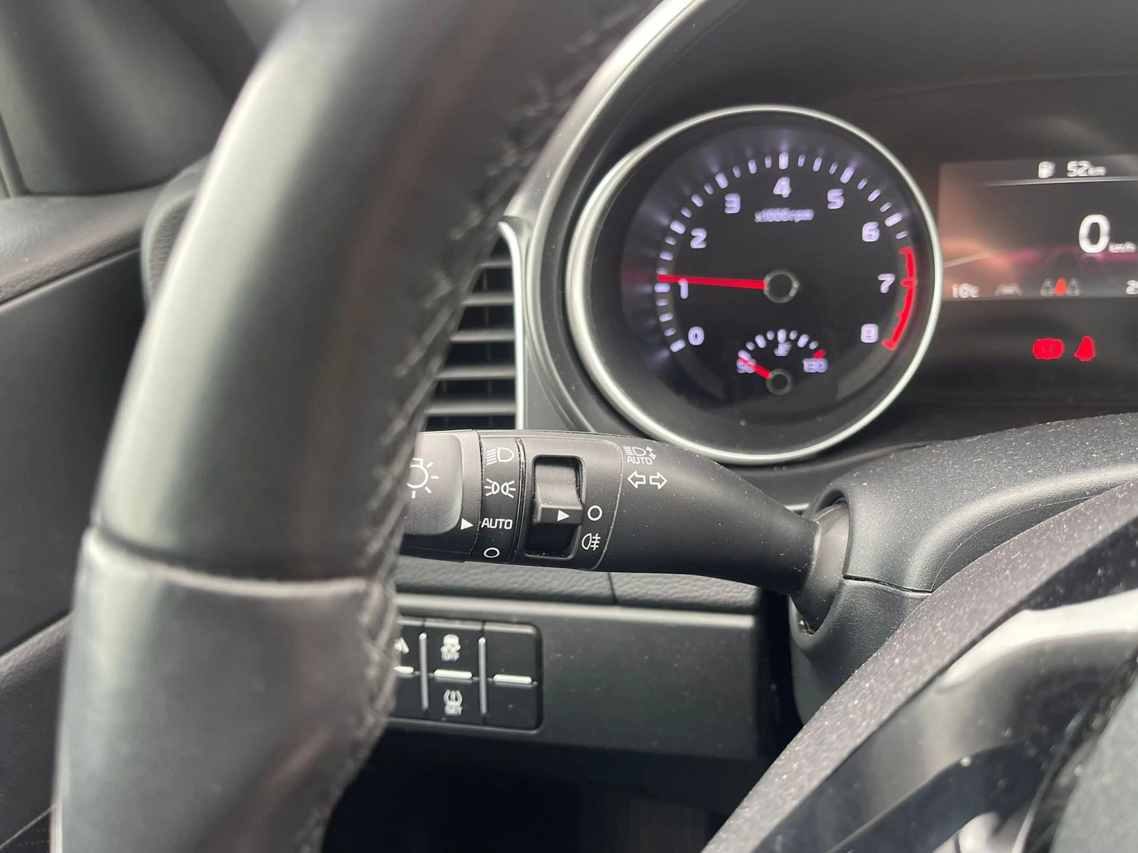 Kia Ceed / cee'd 1..0 Pure — photo 13
