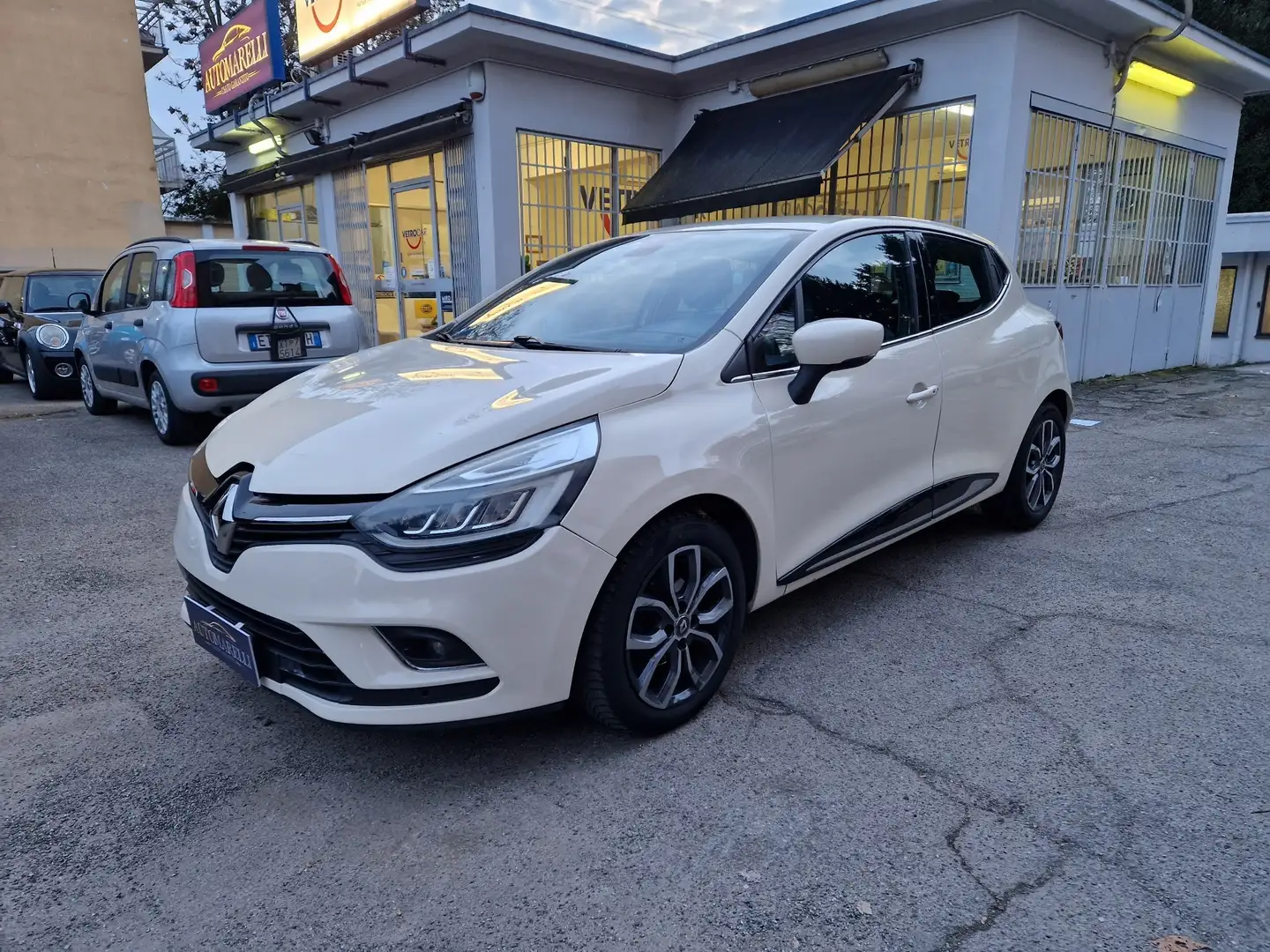 Renault Clio 5p 1.5 dci energy Zen (live) s&s 75cv E6 Beige - 1