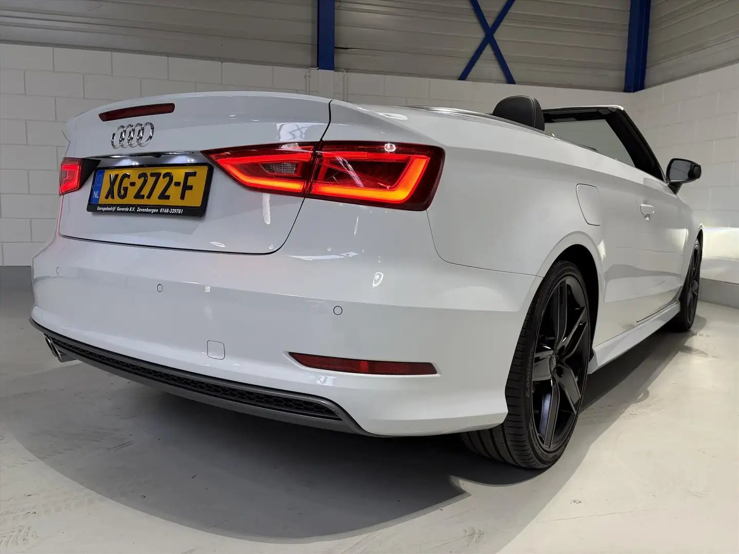 Audi A3 Cabriolet 1.4 TFSI 140pk CoD S-Line, 19 Inch, ACC, Weiß - 2