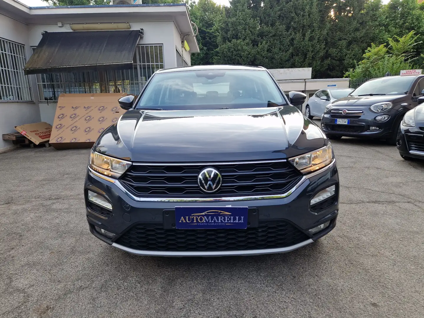 Volkswagen T-Roc 2.0 tdi Sport 150cv dsg Grijs - 2