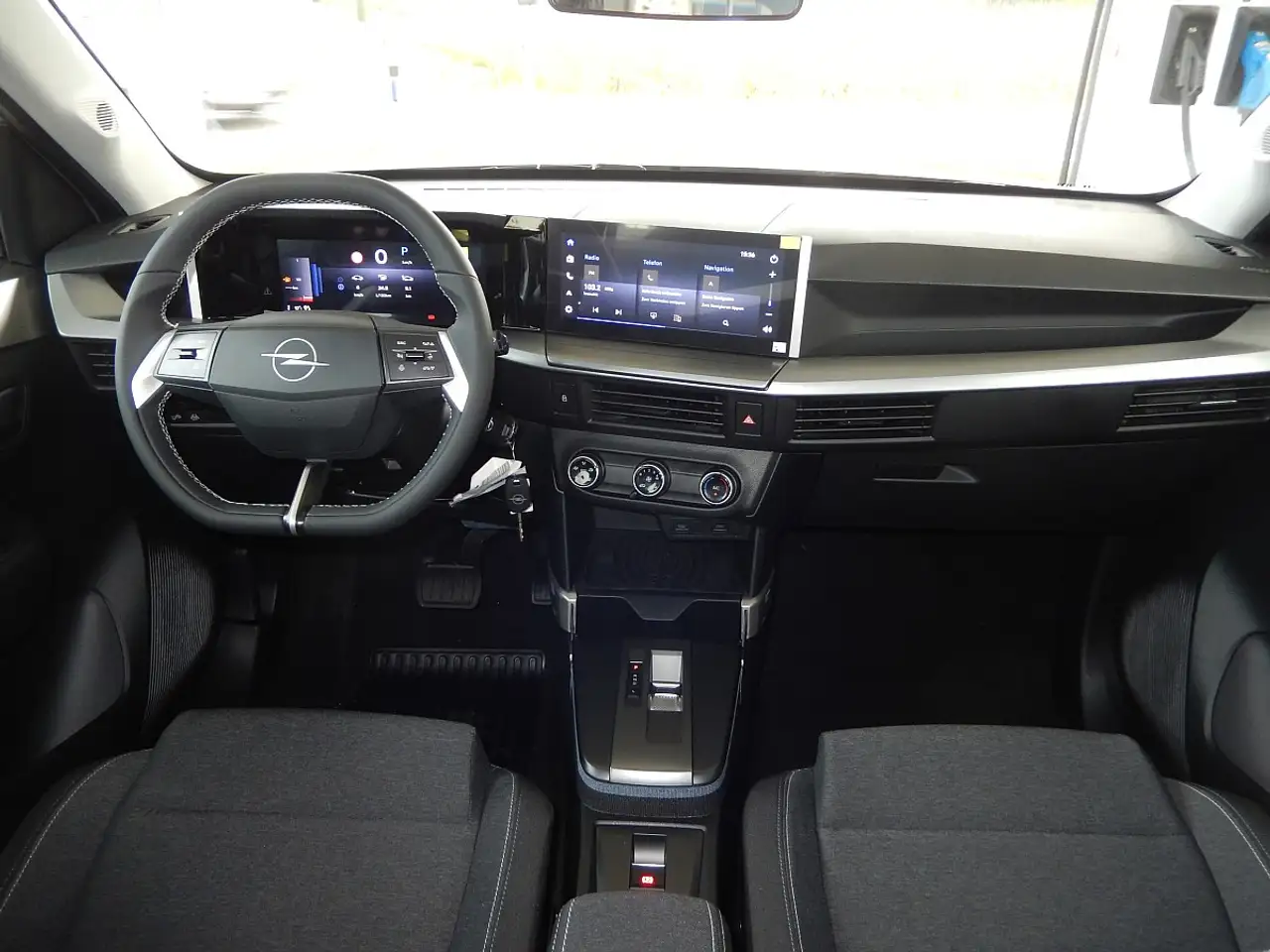 Opel Frontera 1.2 DI MHEV Edition Aut. 12