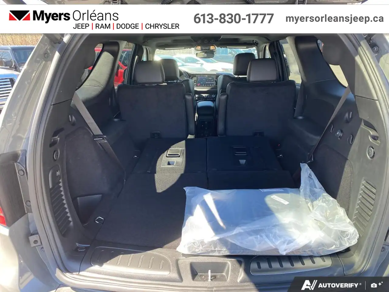 Dodge Durango снимка Dodge Durango
