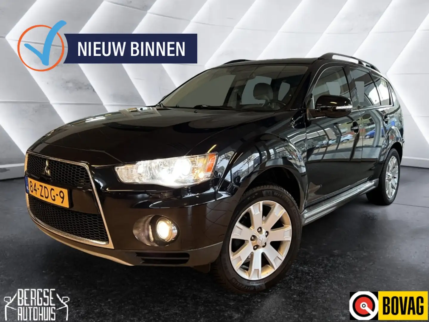 Mitsubishi Outlander 2.0 Edition Two DEFECT AUTOMAAT! Noir - 1