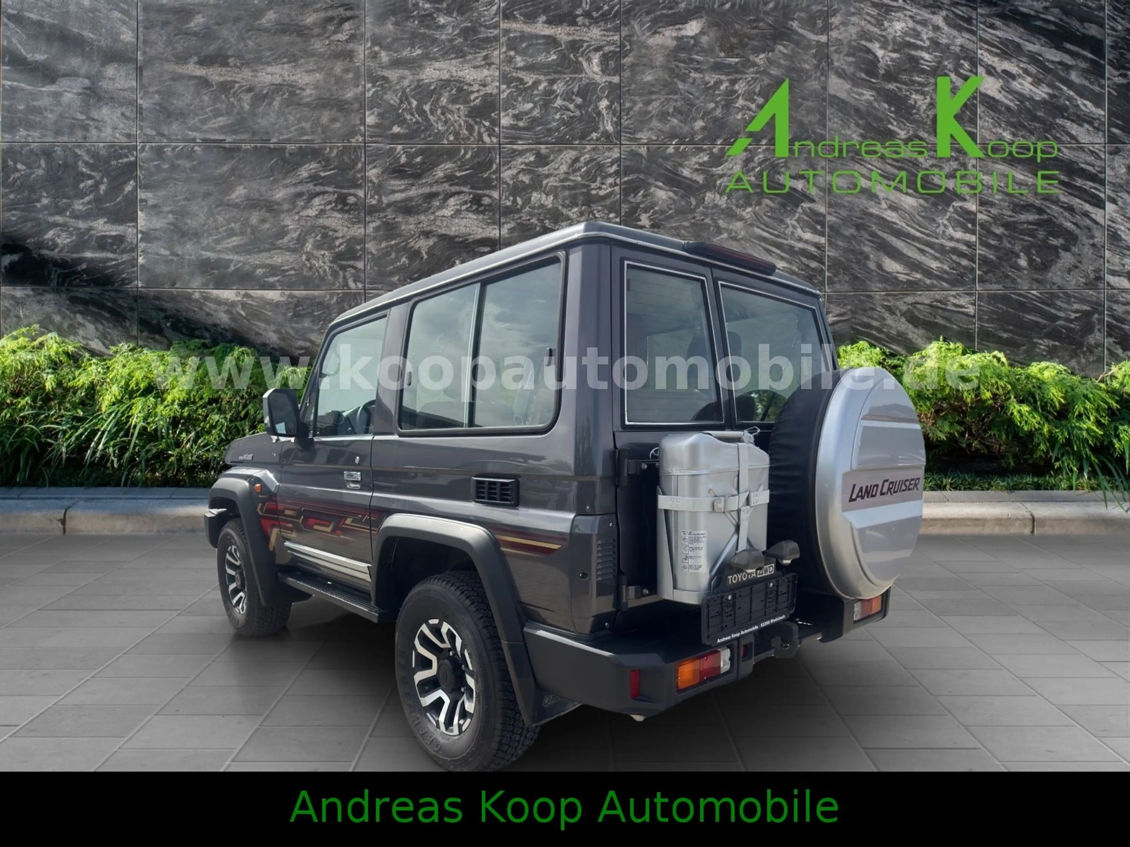 Toyota Land Cruiser GRJ 71 LX-Z Autom Temp Leder SOFORT — photo 4