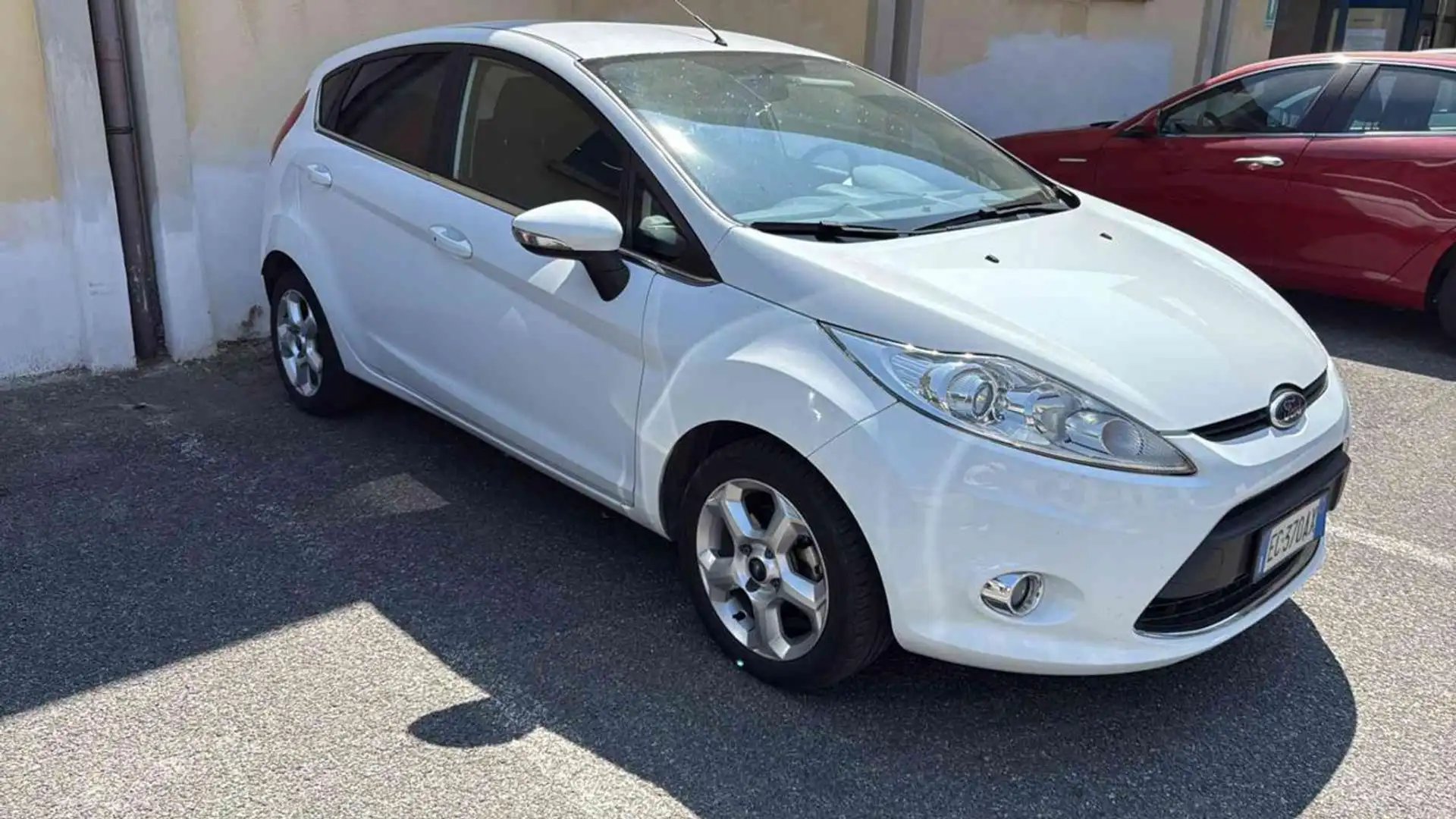 Ford Fiesta 1.2 82 CV 5 porte Titanium Bianco - 1