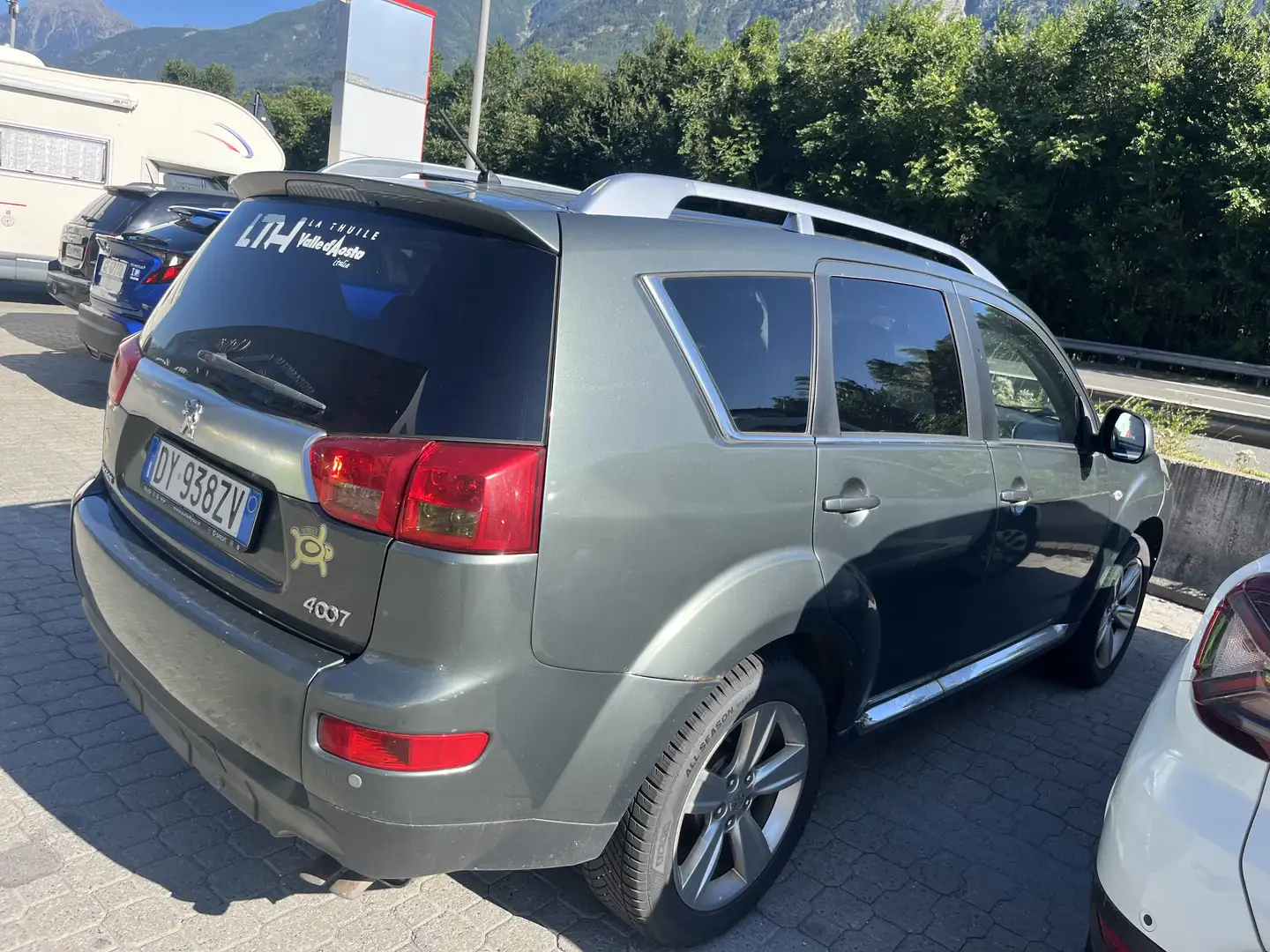 Peugeot 4008 pegout 408. sisel 4x4. 7 posti - 1