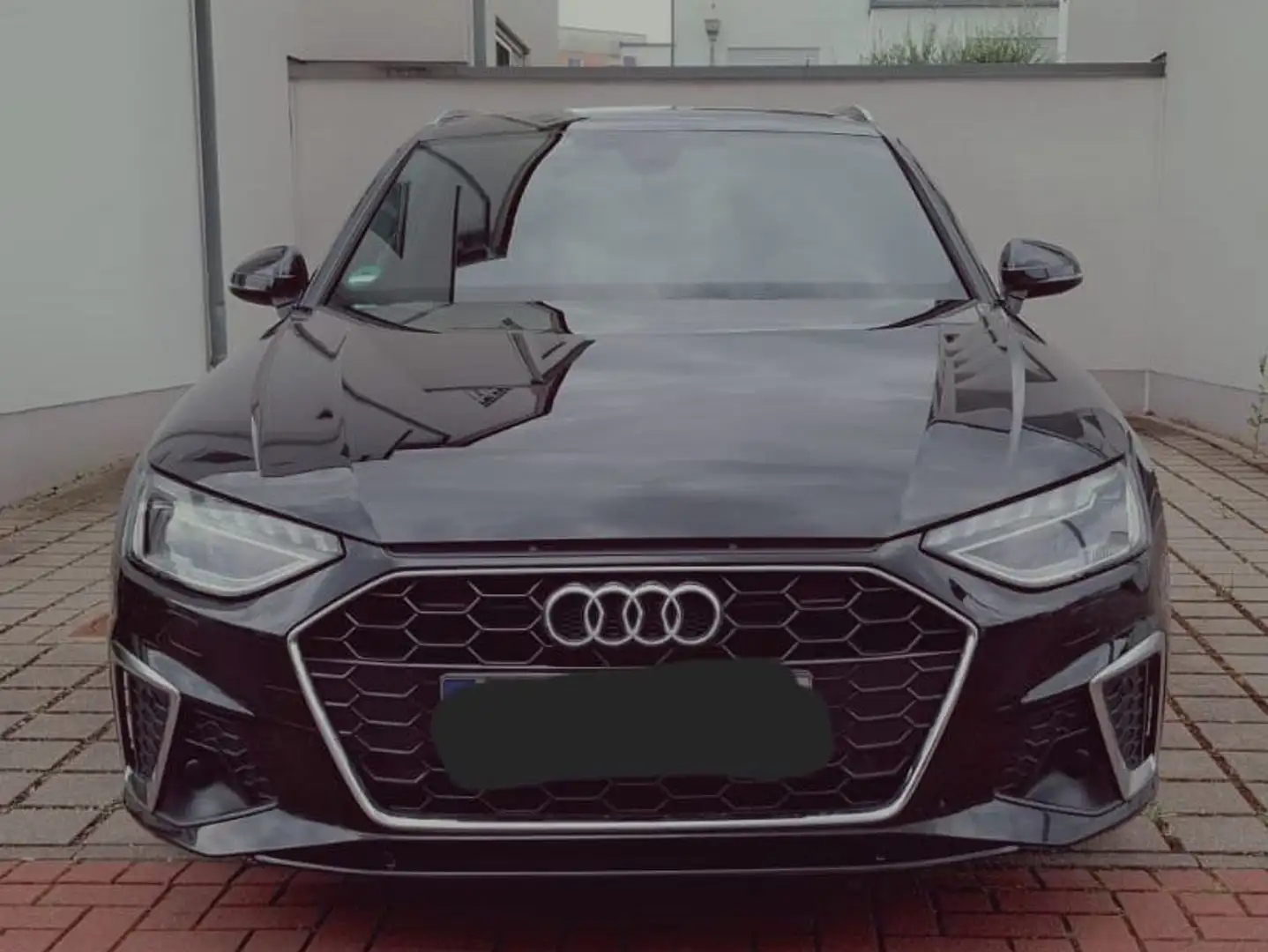 Audi A4 A4 Avant 35 TFSI S tronic S line Schwarz - 1