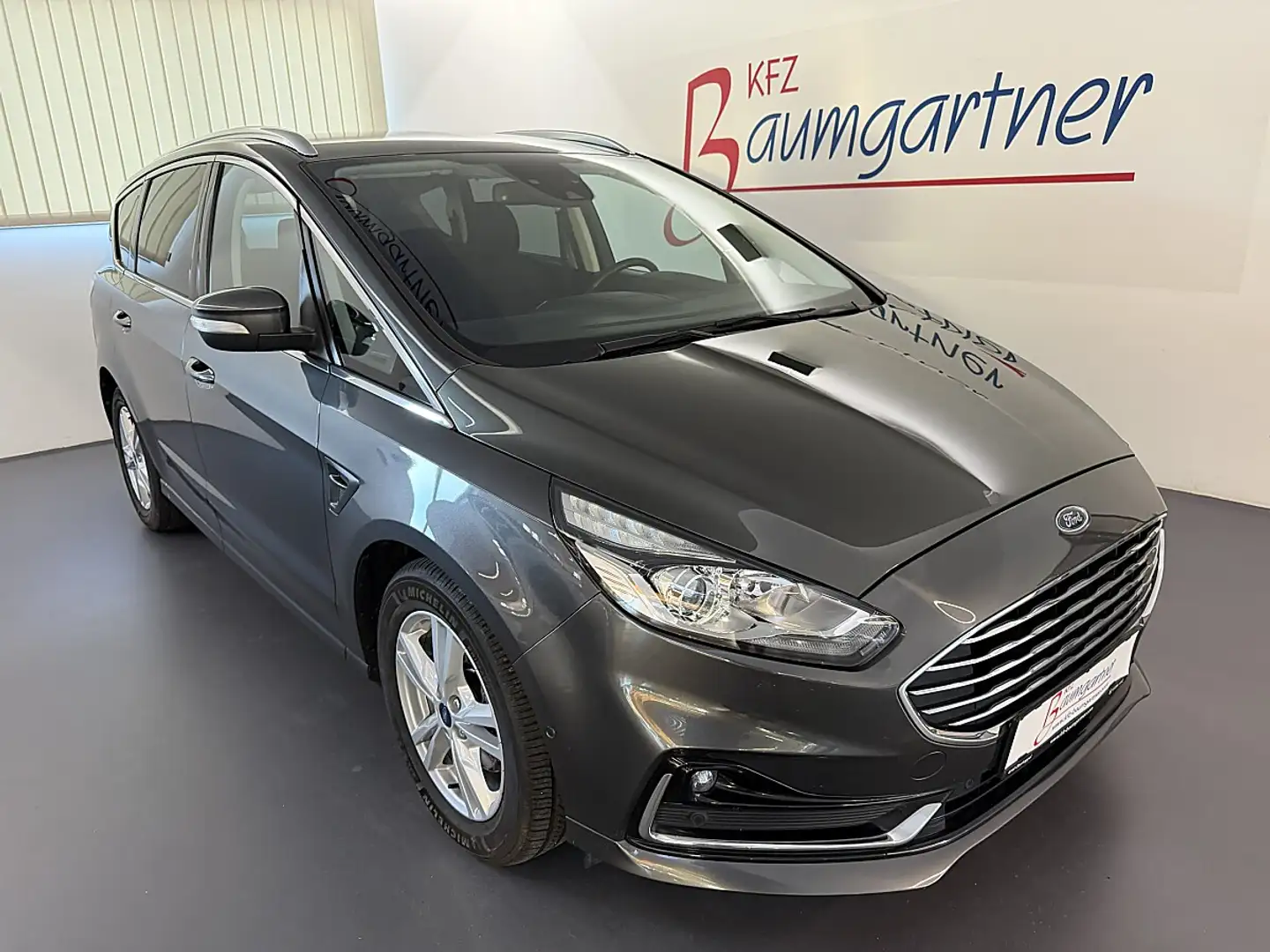 Ford S-Max S-MAX Titanium 2.0TDCi Aut. *NAVI*Sitzheizung*V... Grau - 1