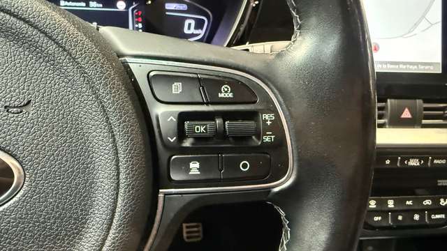 Kia Niro — photo 17