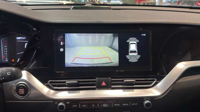Kia Niro — photo 15