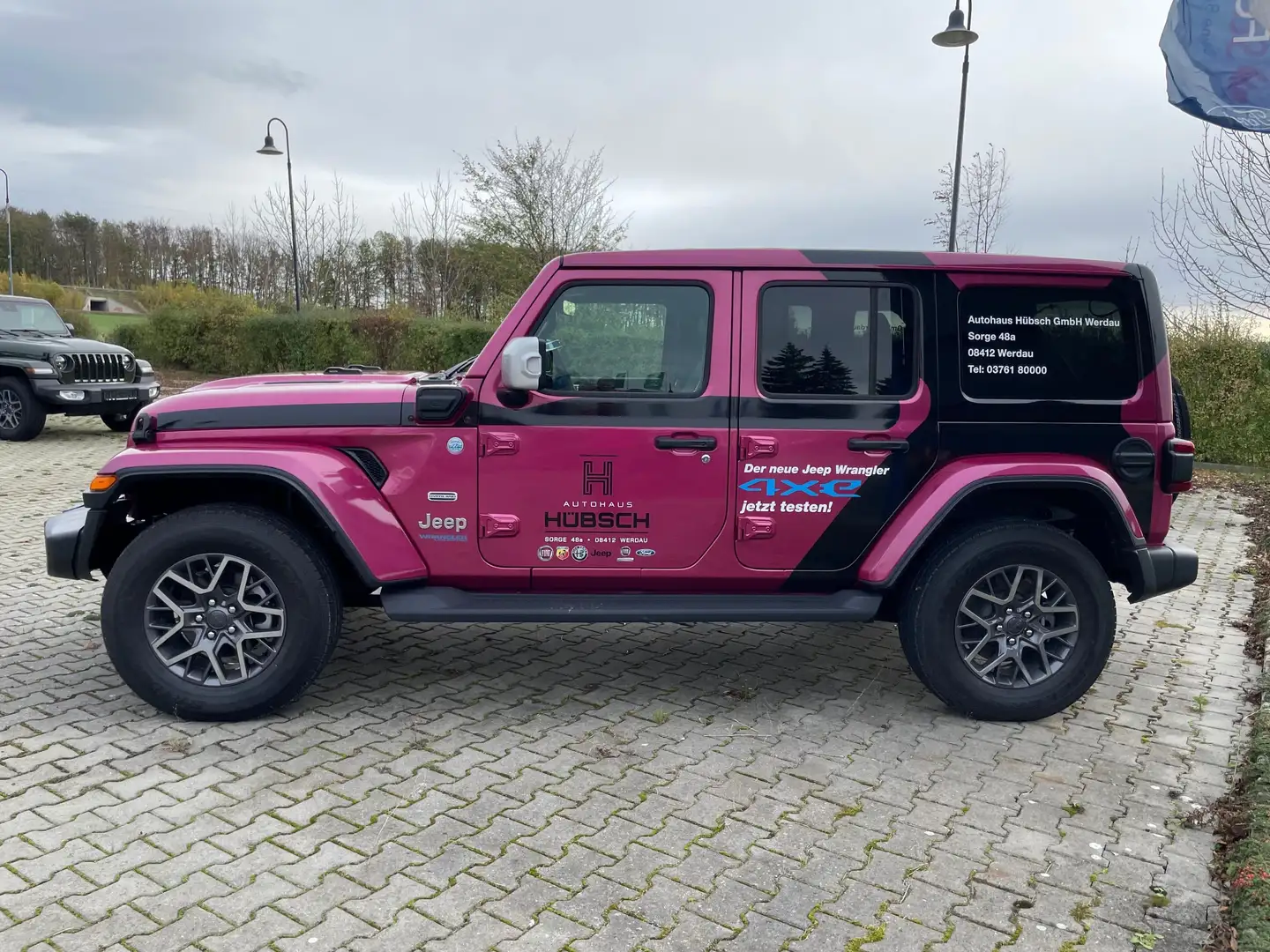 Jeep Wrangler 4xe Unlimited Sahara Plug-In Hybrid - RFK+NAVI+LED Фіолетовий - 2