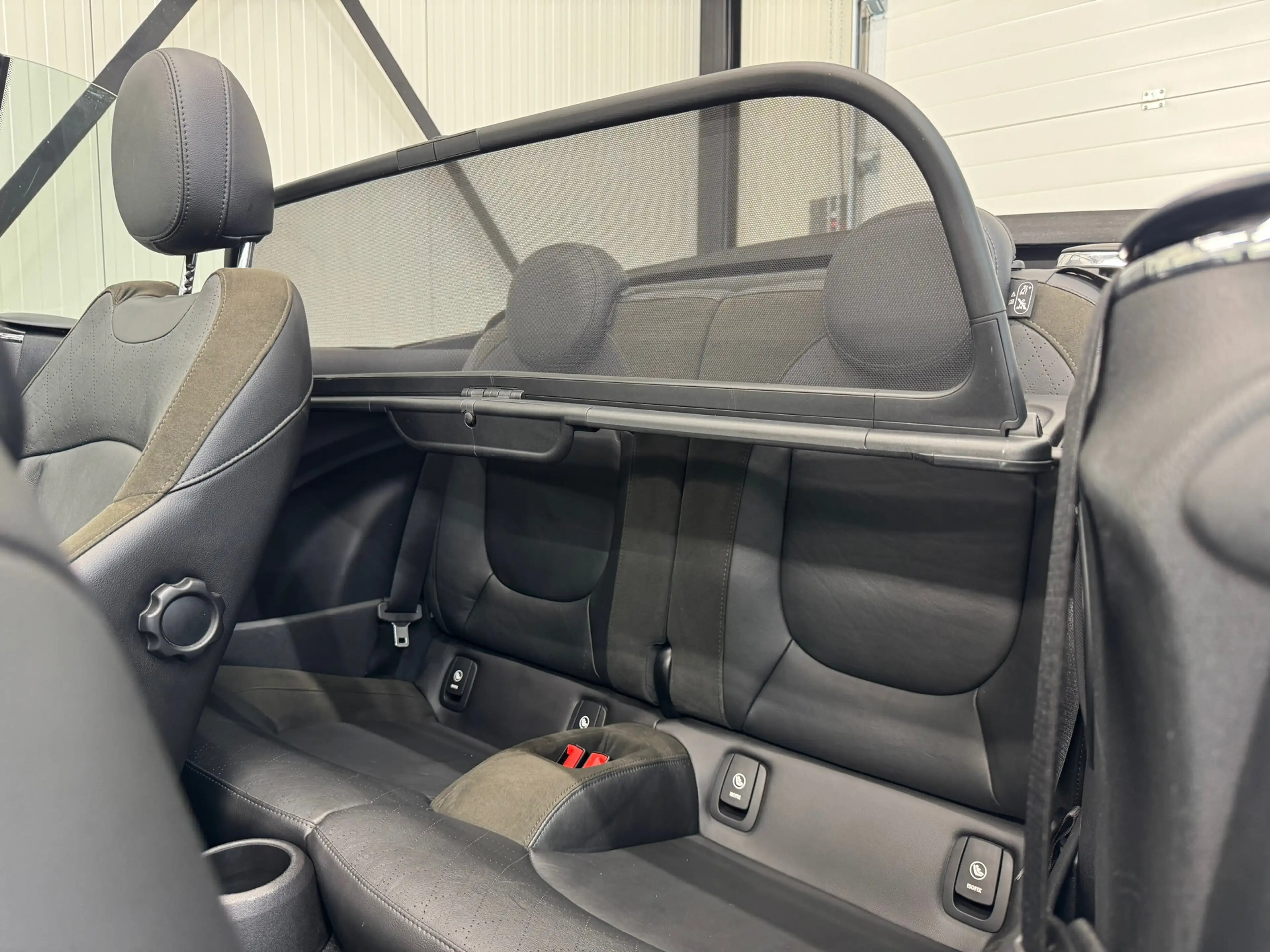 MINI Cooper S Cabrio 2.0 Chili Serious Business |Parkeersensorenr|Led|S — photo 37