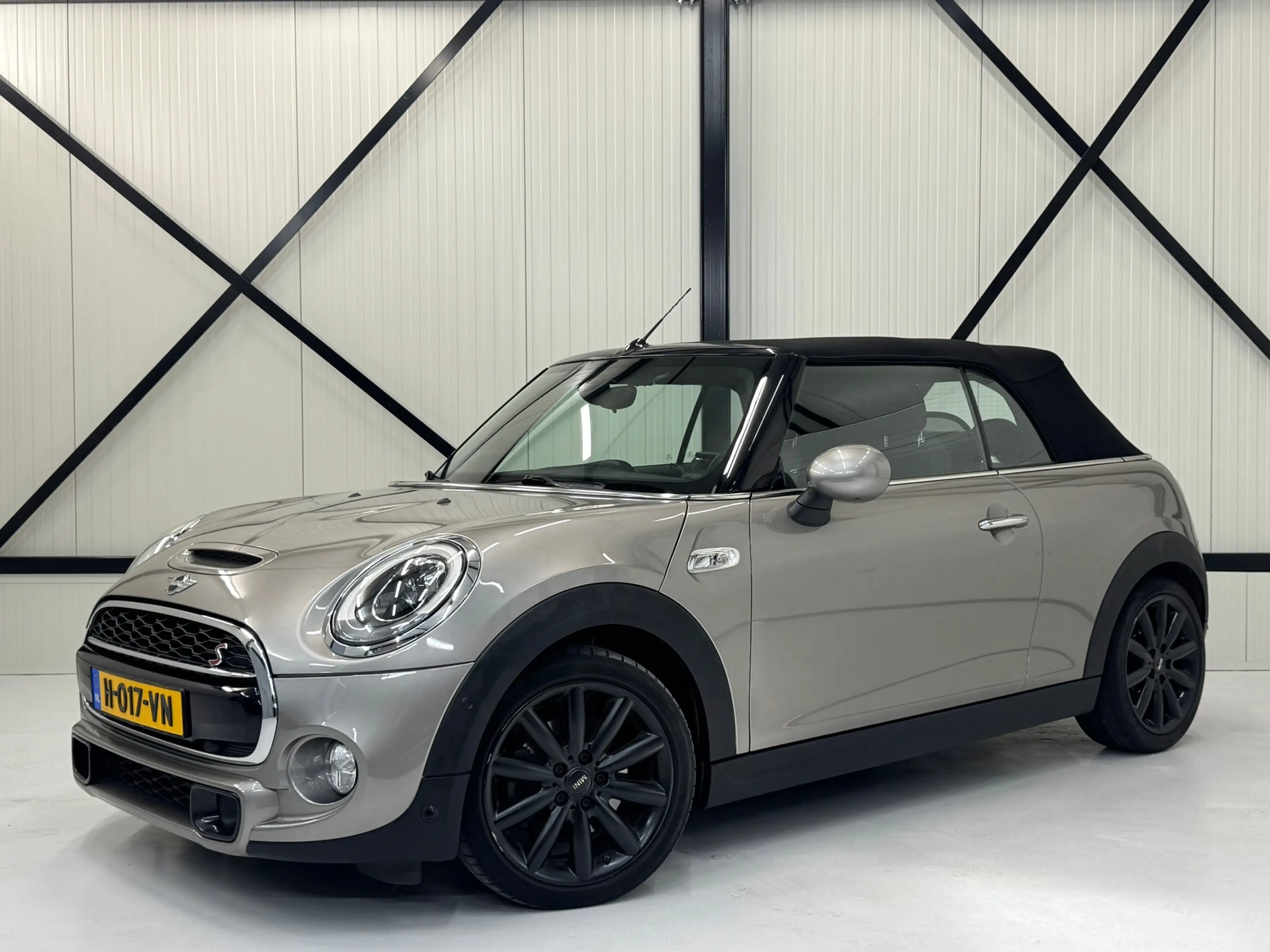 MINI Cooper S Cabrio 2.0 Chili Serious Business |Parkeersensorenr|Led|S — photo 2