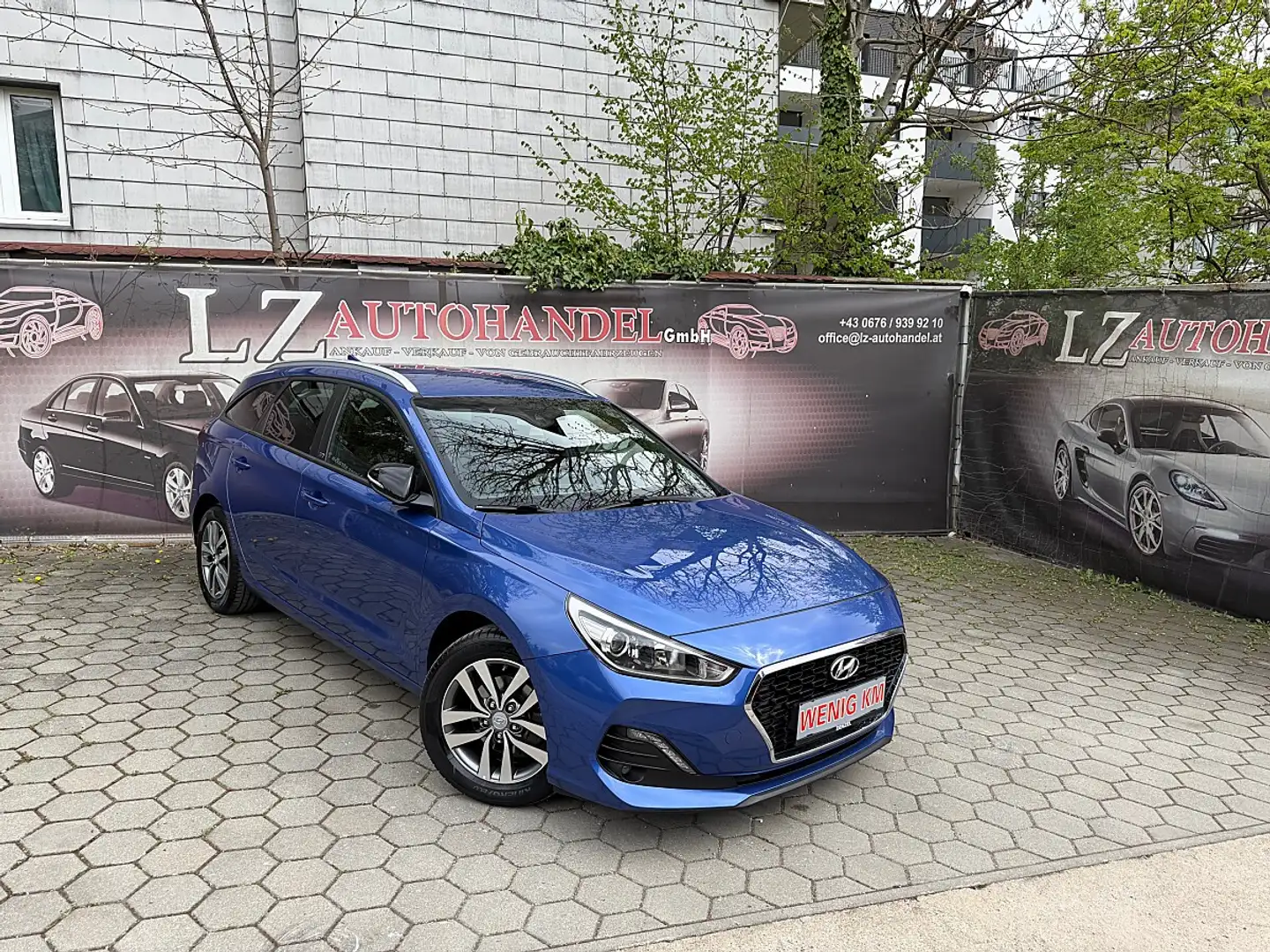 Hyundai i30 CW 1,4 MPI GO! Blau - 1