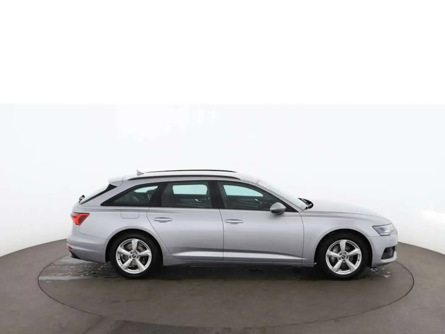 Audi A6 Avant 35 TDI sport Aut LED RADAR NAVI SITZHZG Stříbrná - 2