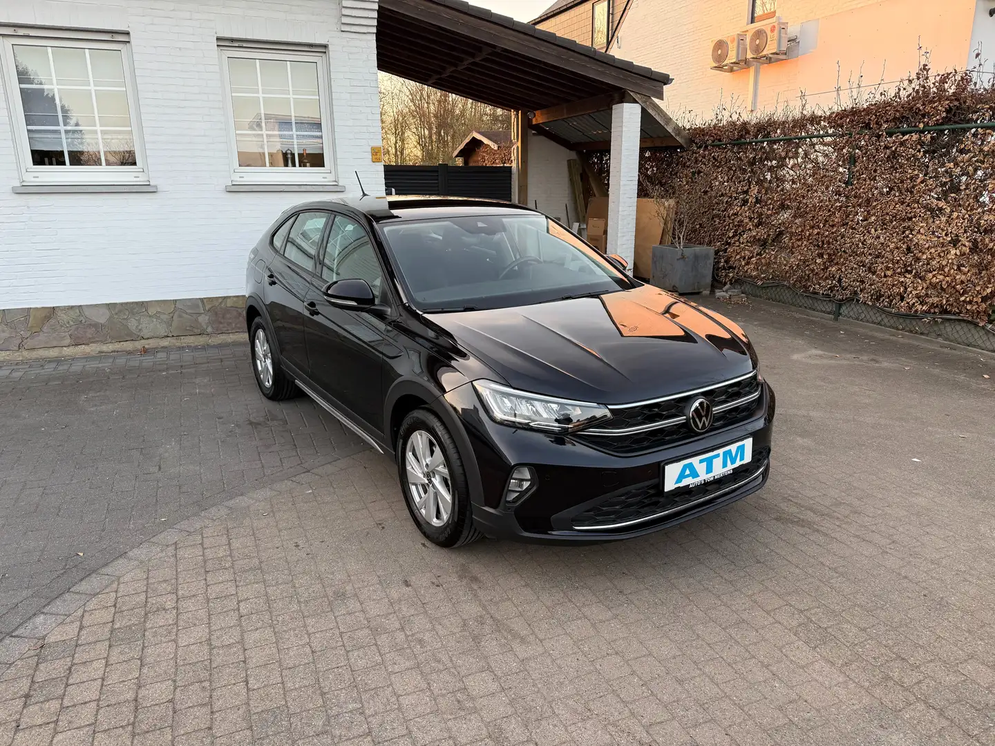Volkswagen Taigo 1.0 TSI Life Business OPF/Navi/appcp/pdc V&A/airco Noir - 1