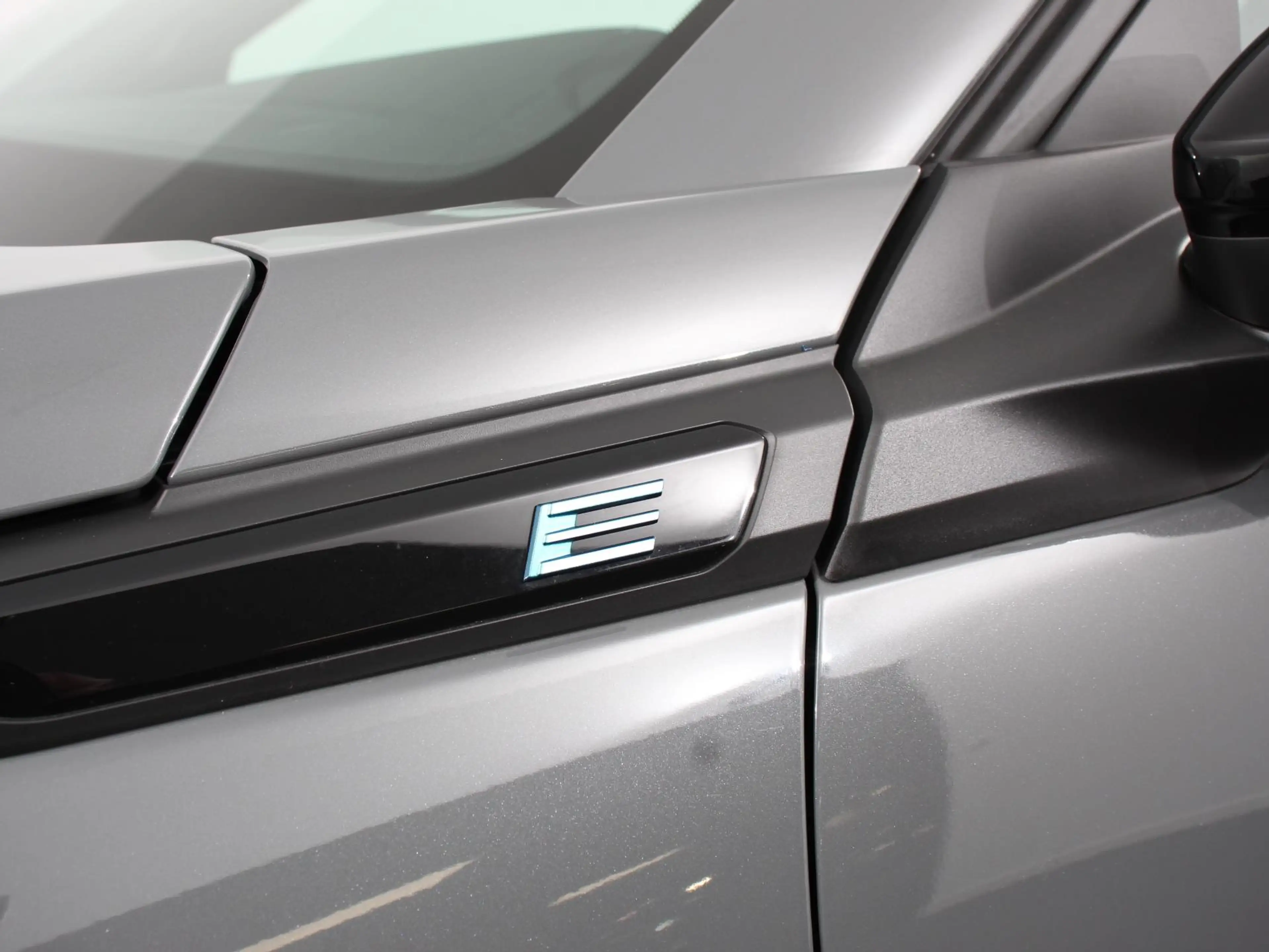 Peugeot e-2008 EV Allure 50 kWh Navigatie Apple Carplay/Android A — photo 10