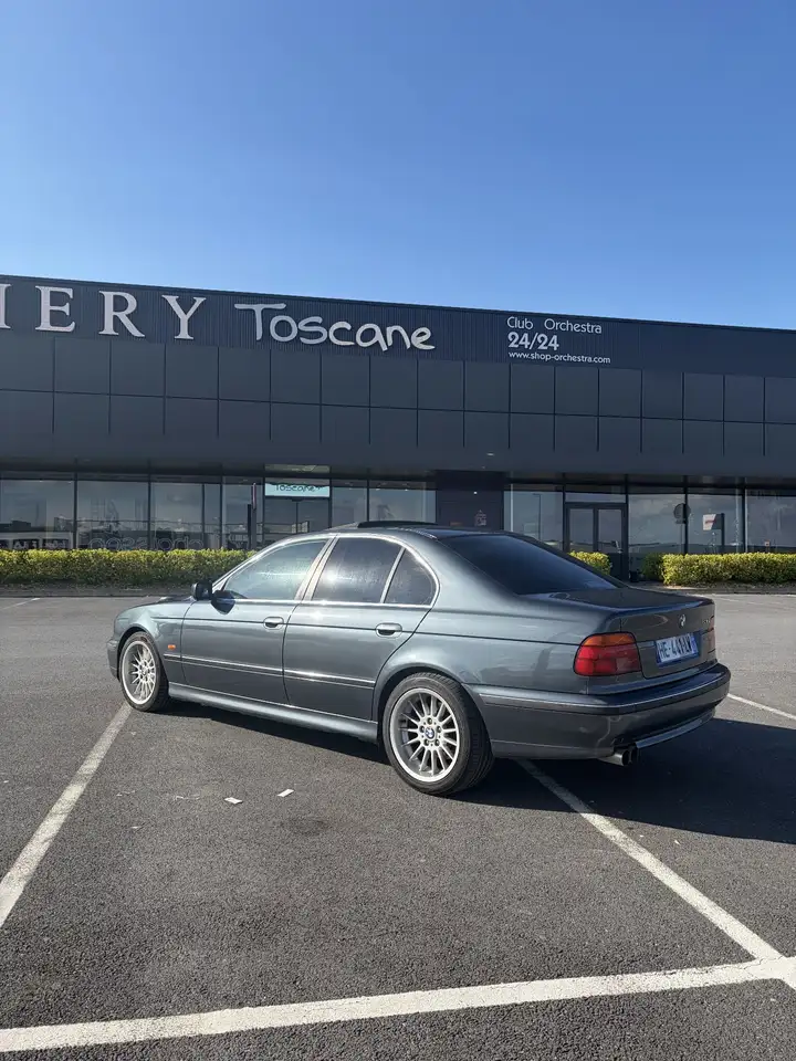BMW 535 E39 V8 (flexfuel, toit ouvrant, sièges chauffants/electriques, xenons, clim auto, regulateur de vitesses, bluetooth), foto 8