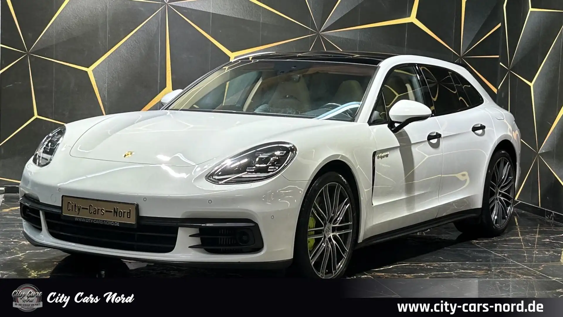 Porsche Panamera Sport Turismo 4E-Hybrid MEMRY-PANO-BOSE White - 1