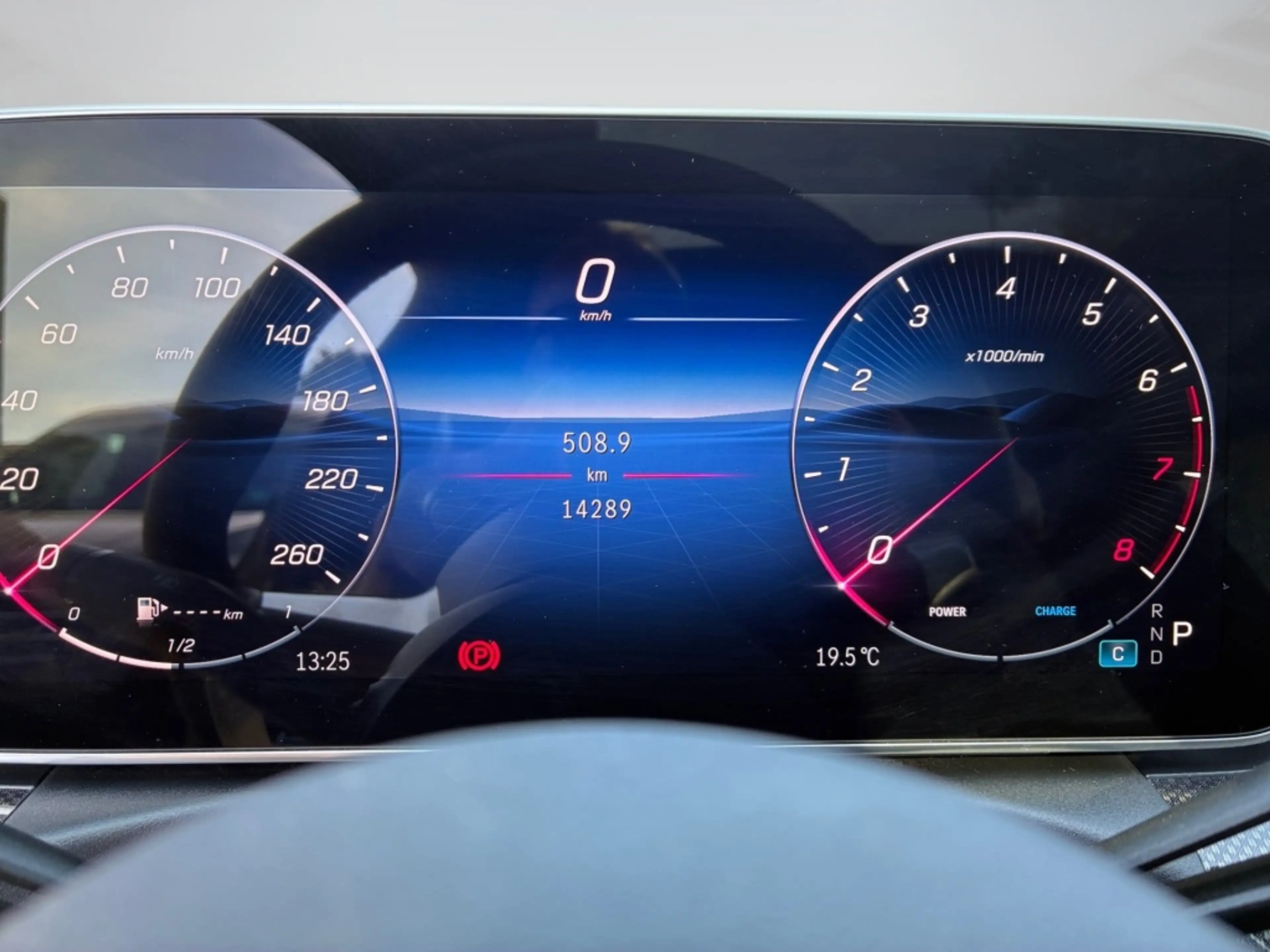 Mercedes-Benz CLE 200 COUPE EDITION AMG PANO BURMESTER 360 — photo 7