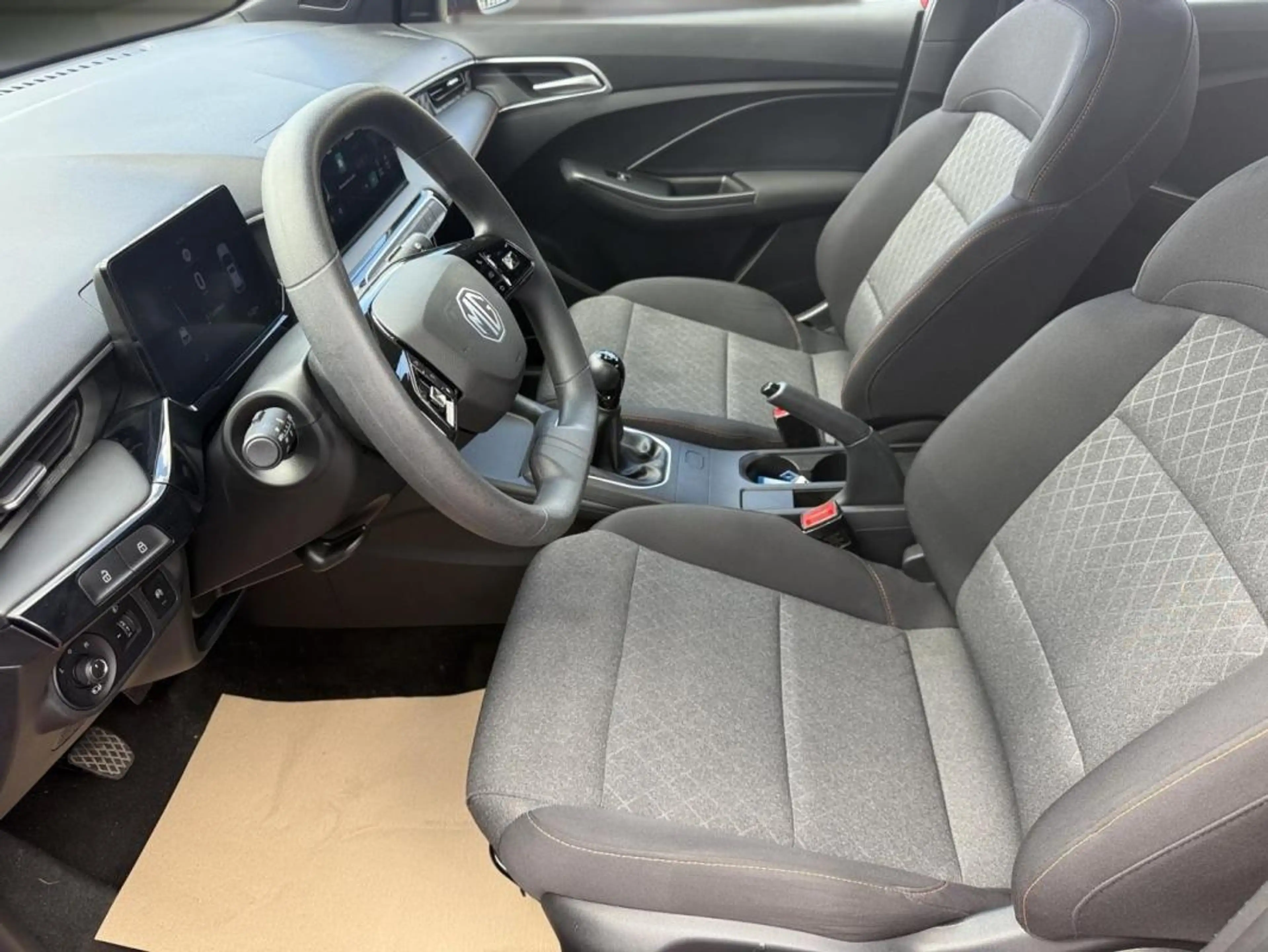 MG MG3 -28% Ice 1.5 VTI 115Ch 100% Thermique Comfort / Boite manuelle 5 vitesses — photo 11