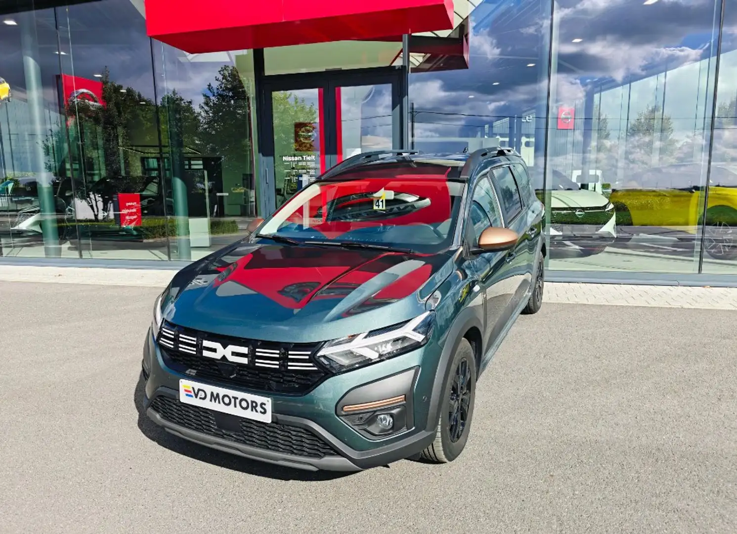 Dacia Jogger Extreme Hybrid 140 + Hybrid City Pack+ Trekhaak Verde - 1