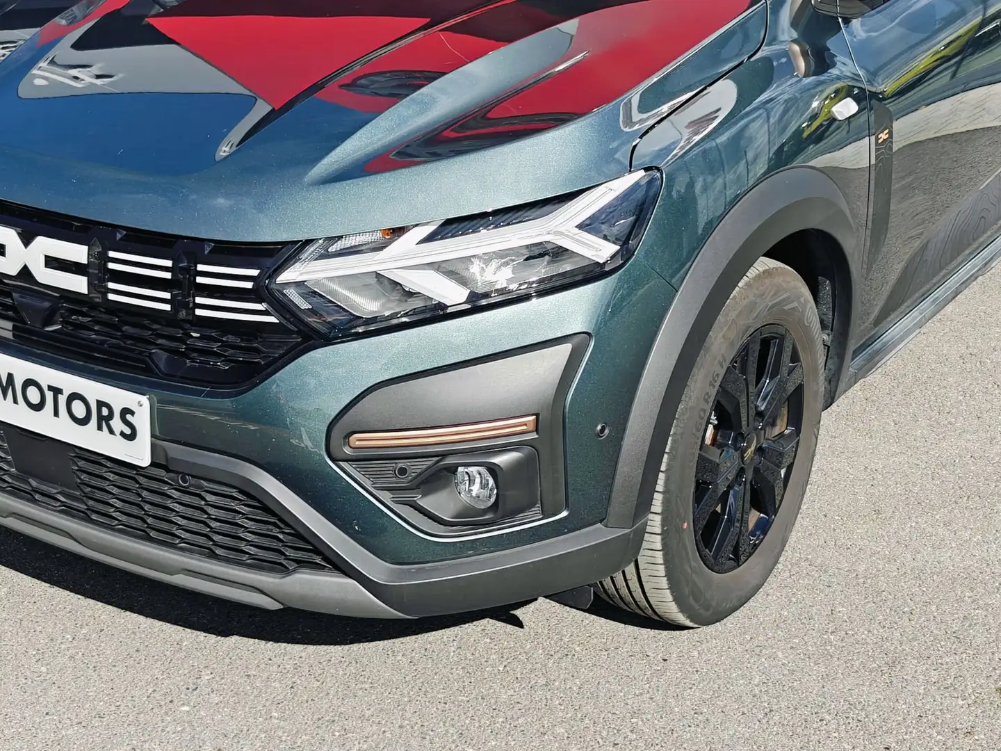 Dacia Jogger Extreme Hybrid 140 + Hybrid City Pack+  Trekhaak Verde - 2