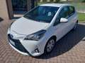 Toyota Yaris Yaris III 2017 5p 1.5h Active my18 Blanco - thumbnail 1