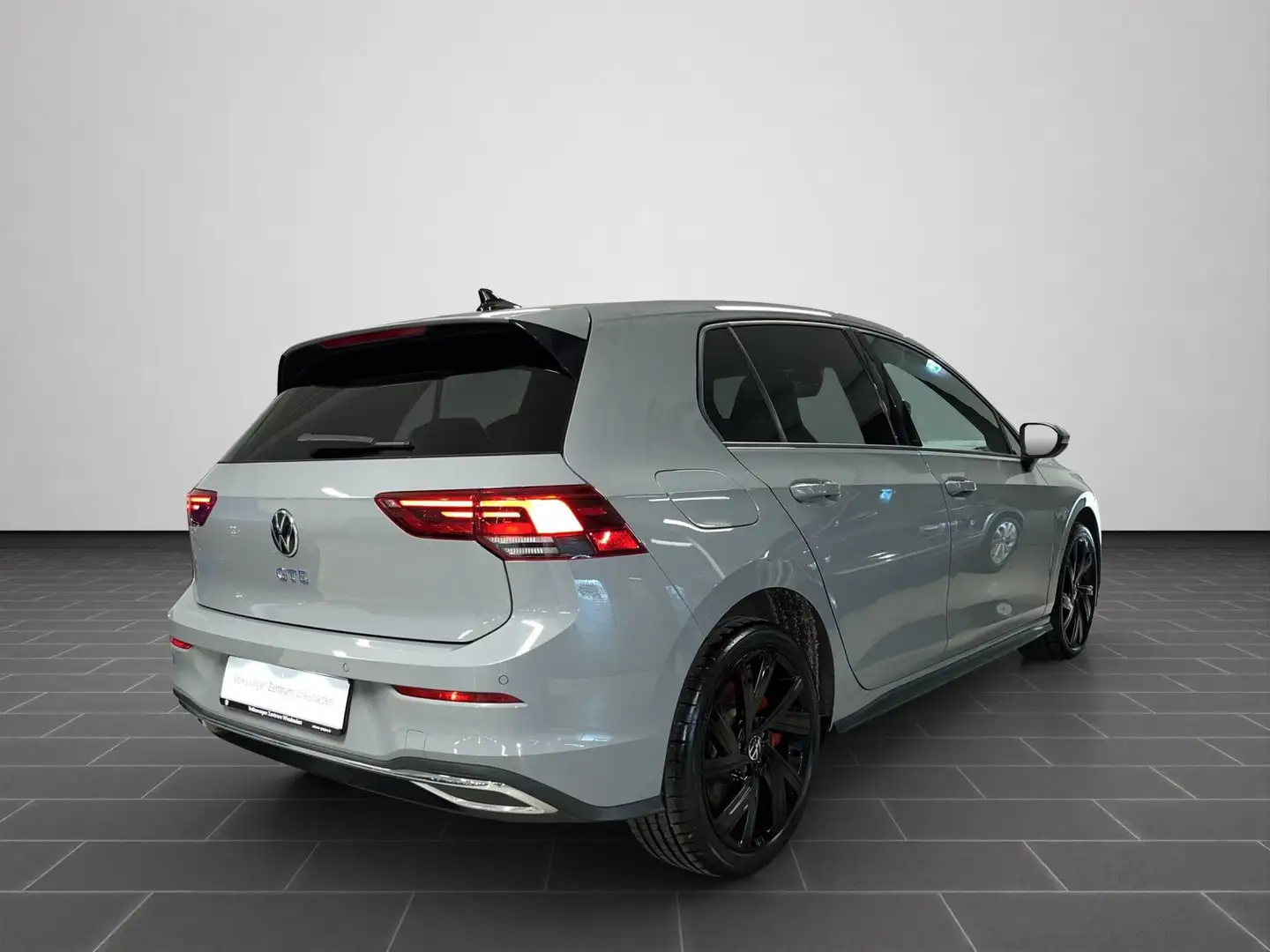 Volkswagen Golf GTE VIII GTE 1.4 eHybrid DSG, Navi, Sitzh., Kam Grau - 2