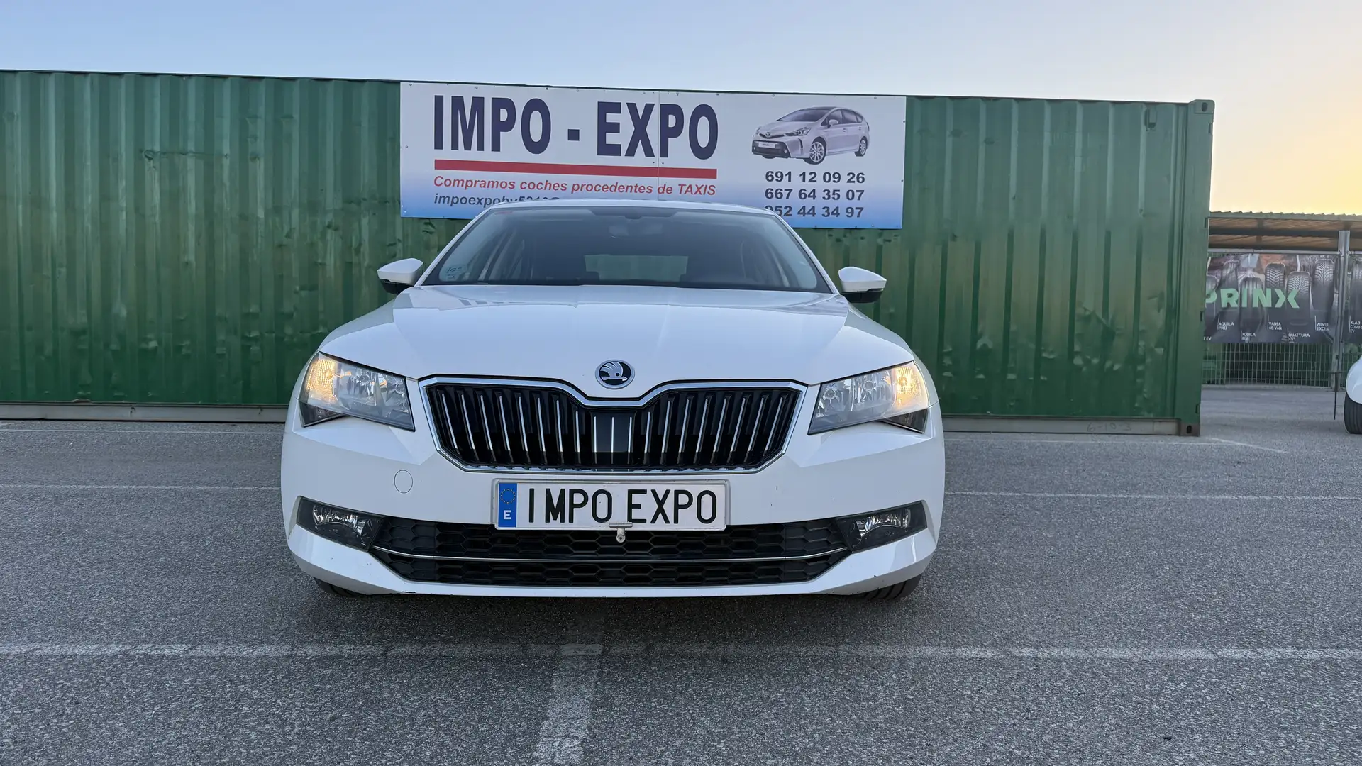 Skoda Superb 2.0TDI AdBlue Active 110kW Blanco - 2