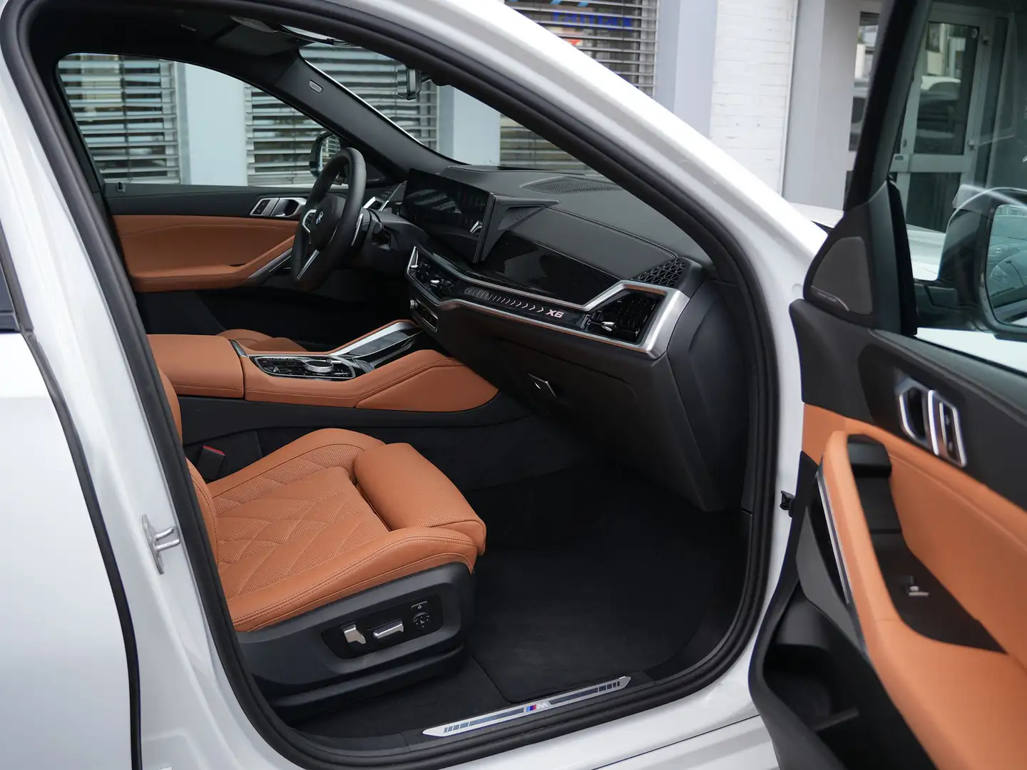 BMW X6 xDrive30d M SPORT PRO-LUFTF-PANO-HUD-22M-COGANC Weiß - 2