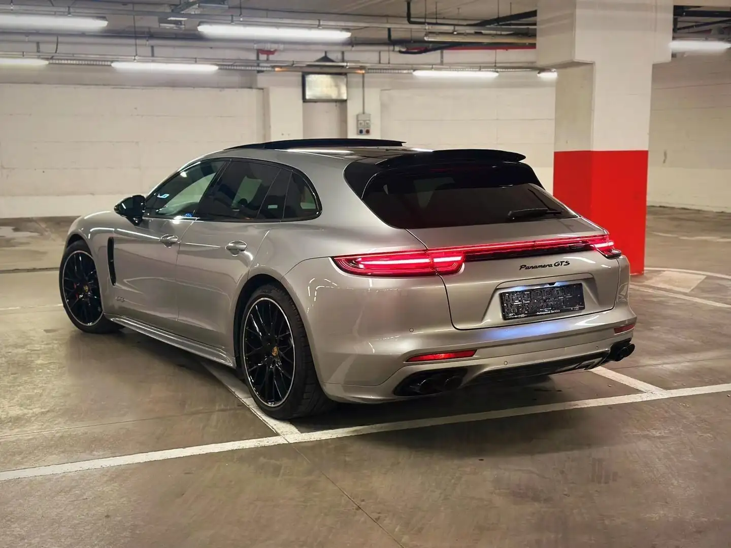 Porsche Panamera Sport Turismo GTS MATRIX|PANO|HEADUP Silber - 2