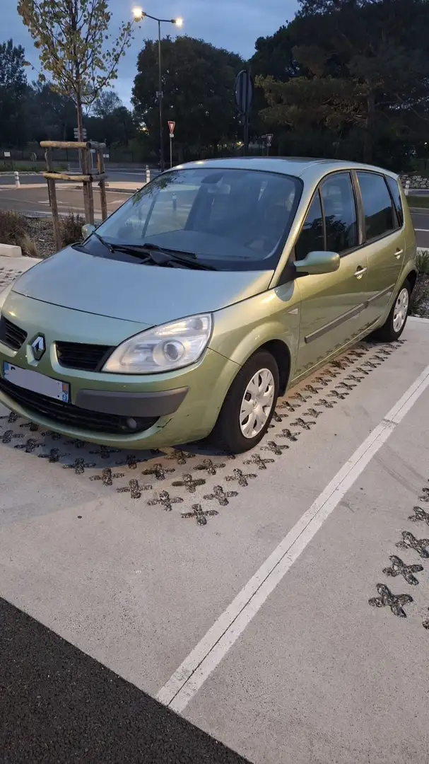 Renault Scenic Scenic 1.5 dCi 105 FAP eco2 Exception Vert - 1