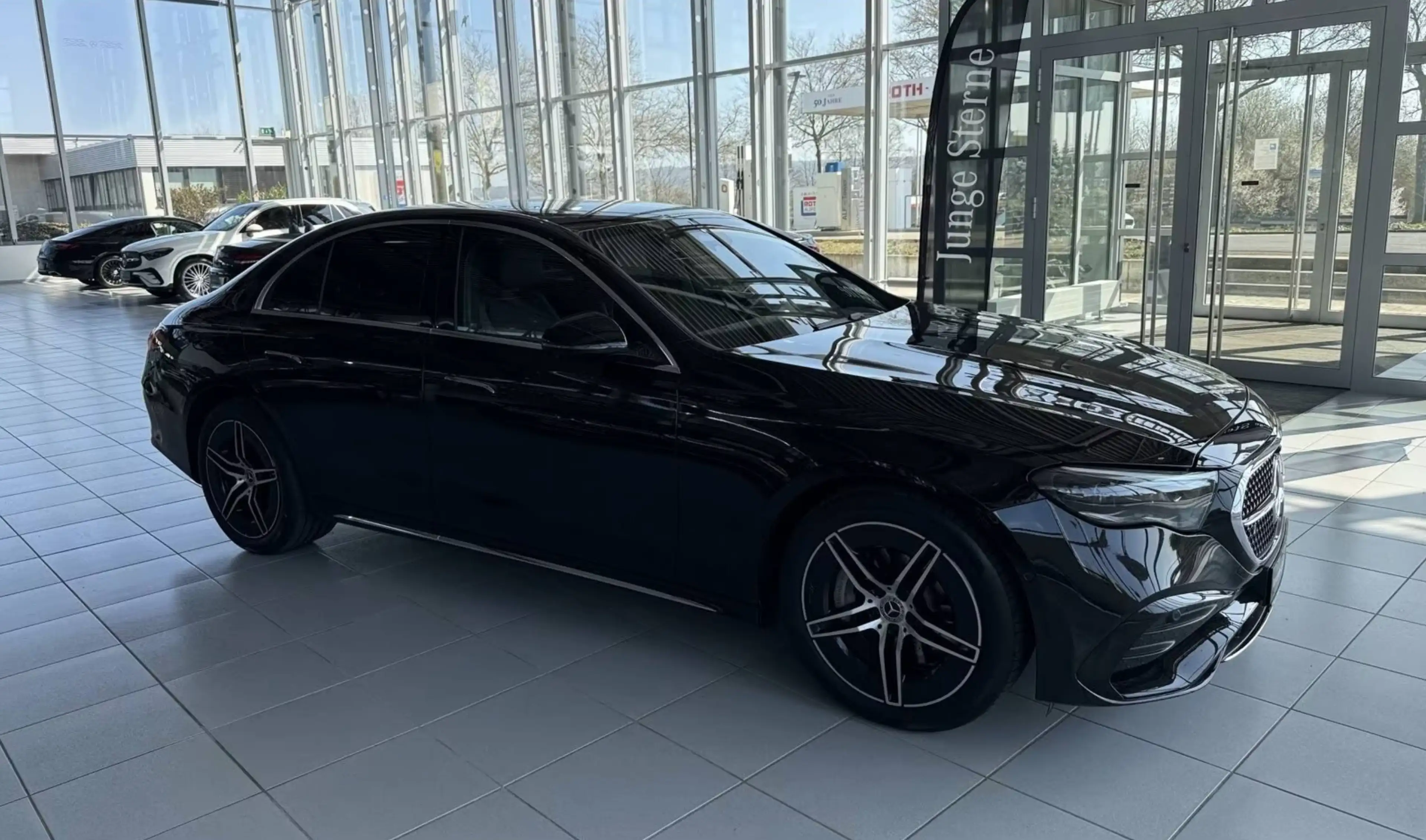 Mercedes-Benz E 200 E 200 AMG Line Advanced Plus (214.050) — photo 14